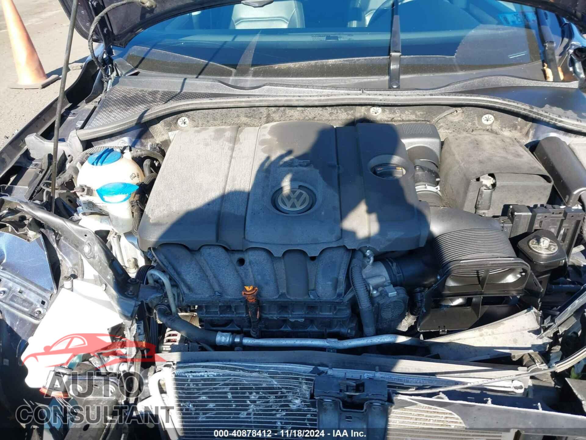 VOLKSWAGEN PASSAT 2013 - 1VWBP7A36DC057021