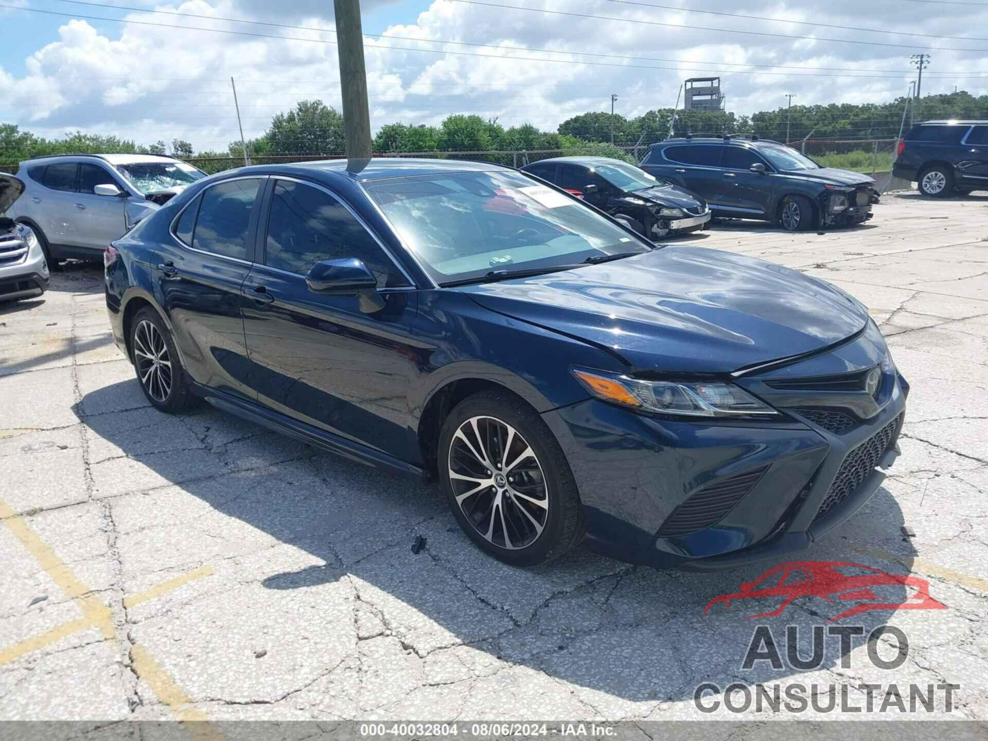 TOYOTA CAMRY 2020 - 4T1G11AKXLU902858