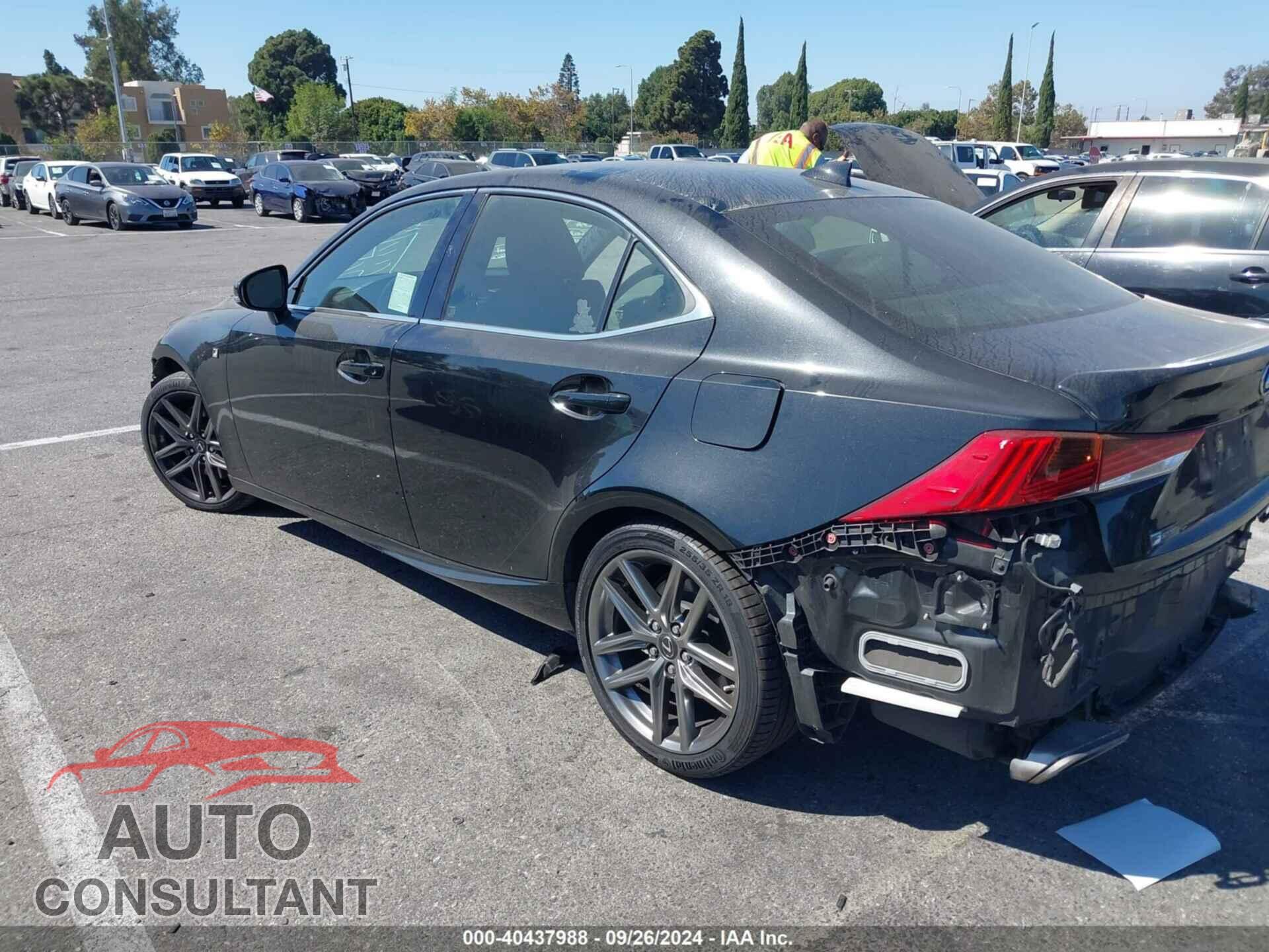 LEXUS IS 2017 - JTHBA1D26H5053791