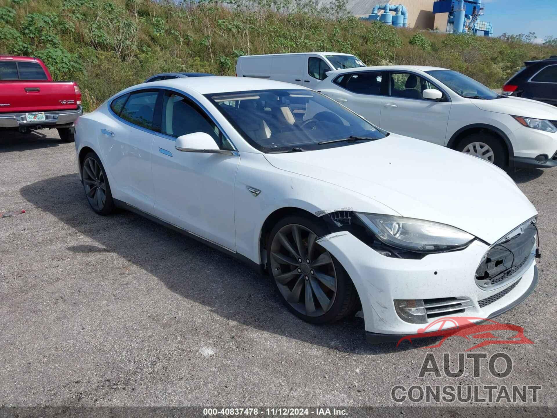 TESLA MODEL S 2014 - 5YJSA1S11EFP30431