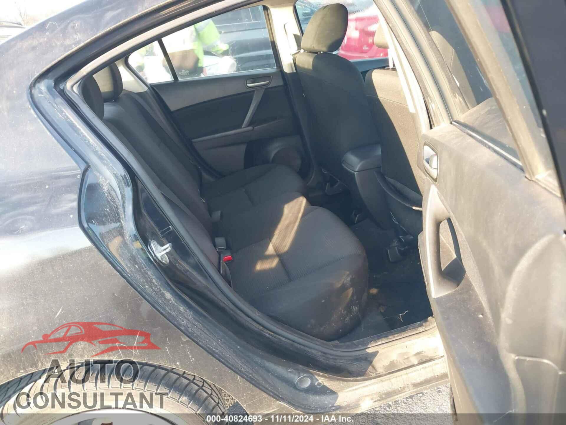 MAZDA MAZDA3 2013 - JM1BL1TF6D1785162