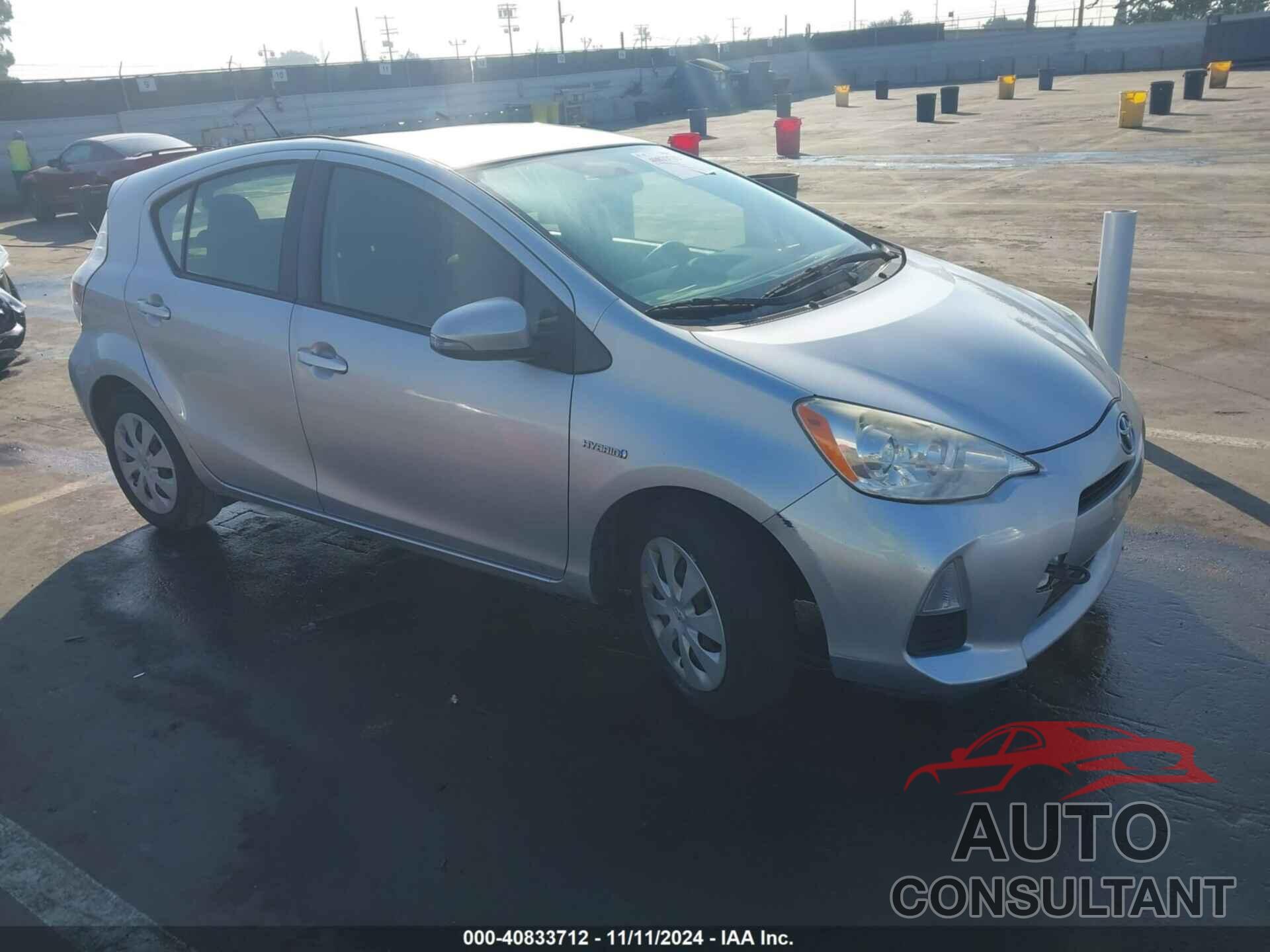 TOYOTA PRIUS C 2014 - JTDKDTB33E1570209