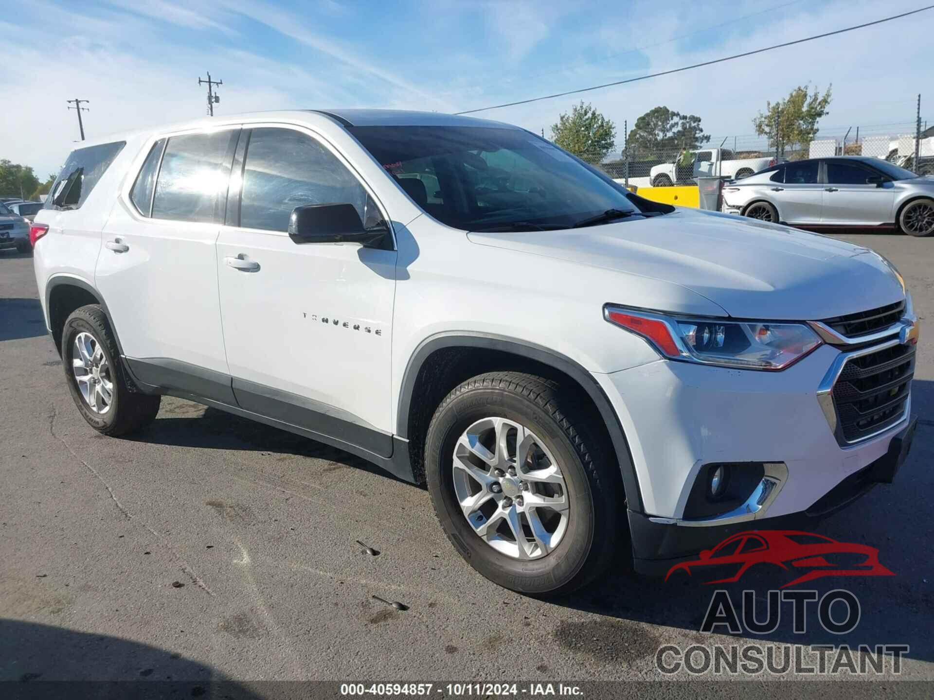 CHEVROLET TRAVERSE 2018 - 1GNERFKW5JJ100369