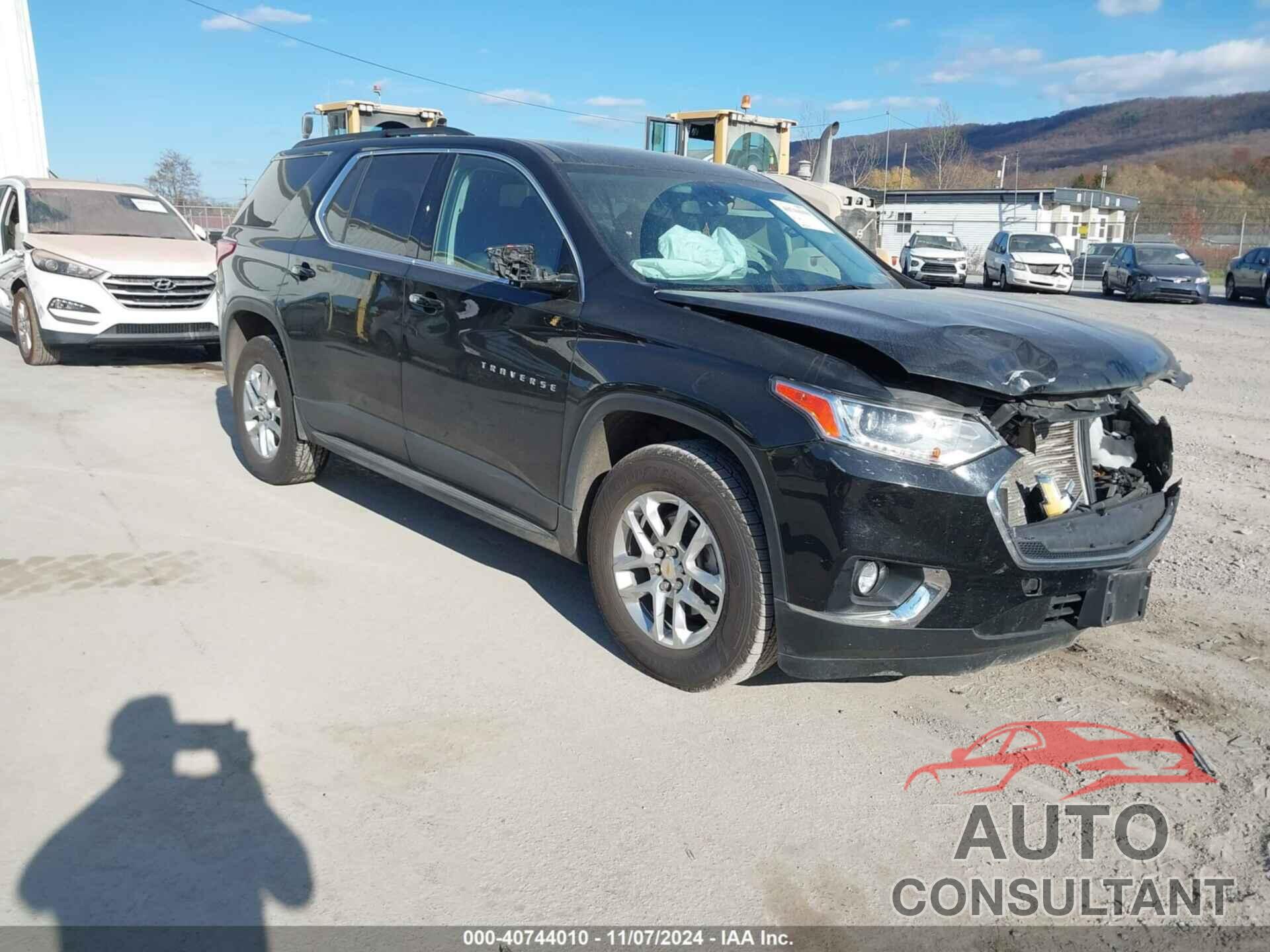 CHEVROLET TRAVERSE 2019 - 1GNEVGKW7KJ211783