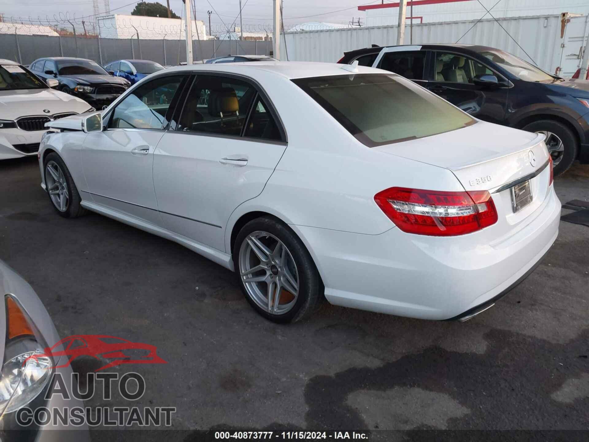 MERCEDES-BENZ E 350 2013 - WDDHF5KB1DA710432