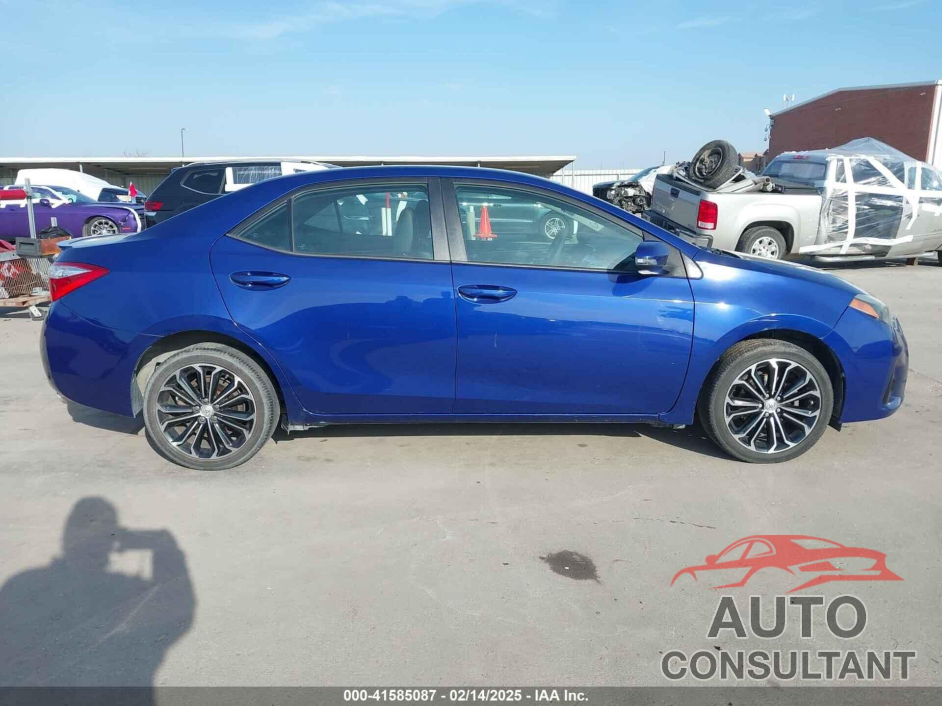 TOYOTA COROLLA 2015 - 2T1BURHE2FC266328