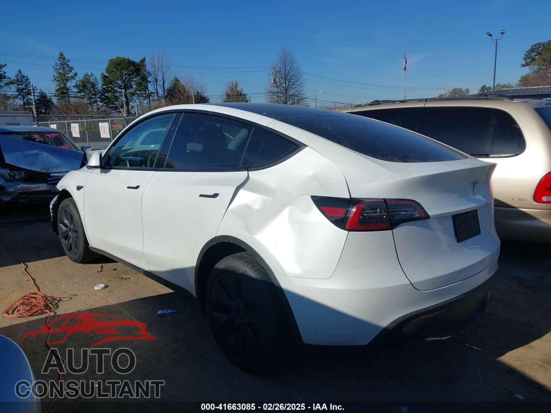 TESLA MODEL Y 2025 - 7SAYGDED9SA342374