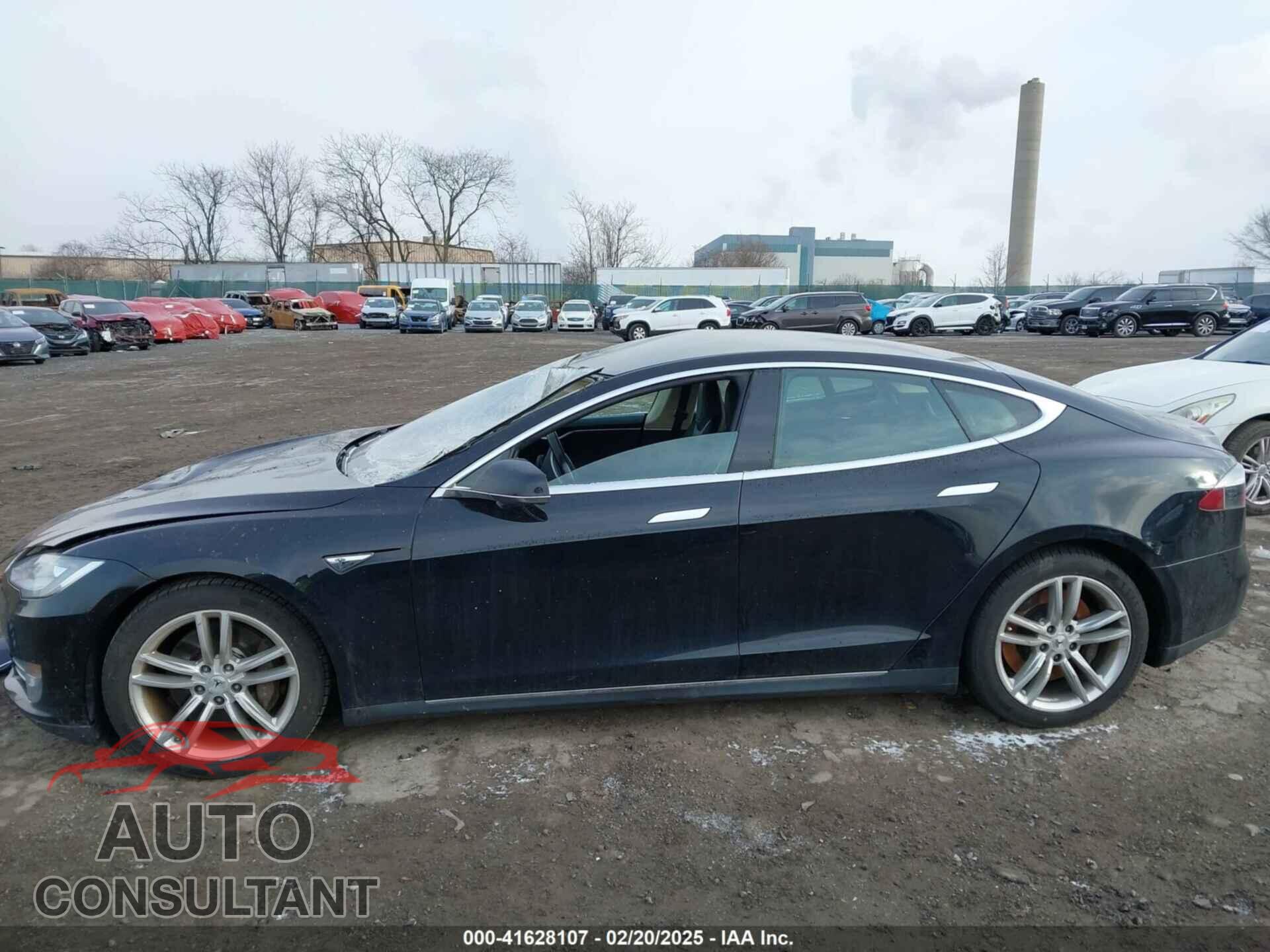 TESLA MODEL S 2013 - 5YJSA1DN6DFP16071