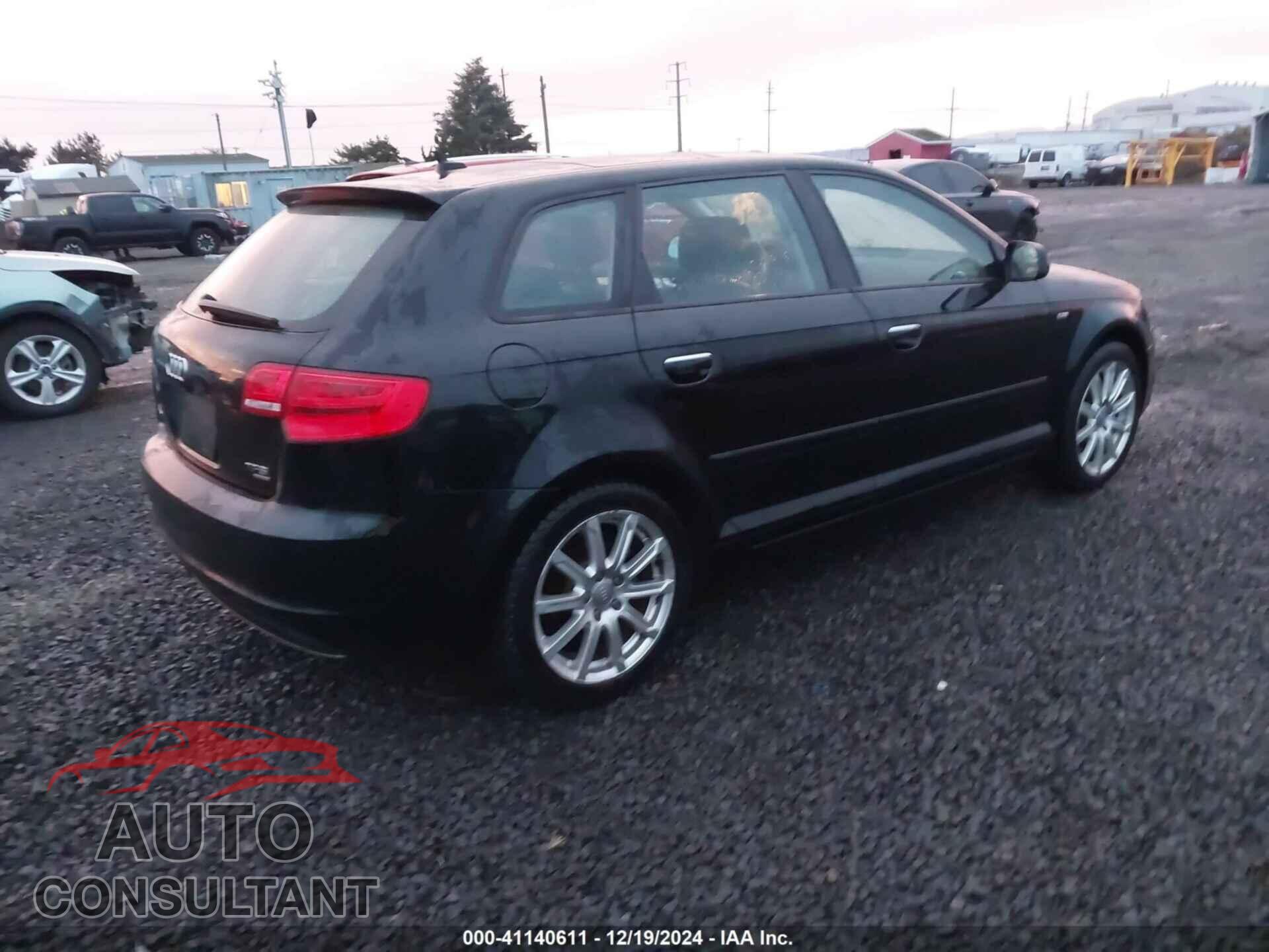 AUDI A3 2011 - WAUMFAFM1BA032241
