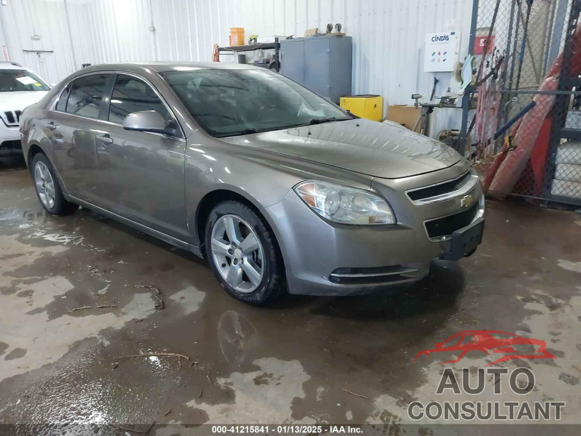 CHEVROLET MALIBU 2011 - 1G1ZD5E14BF105398