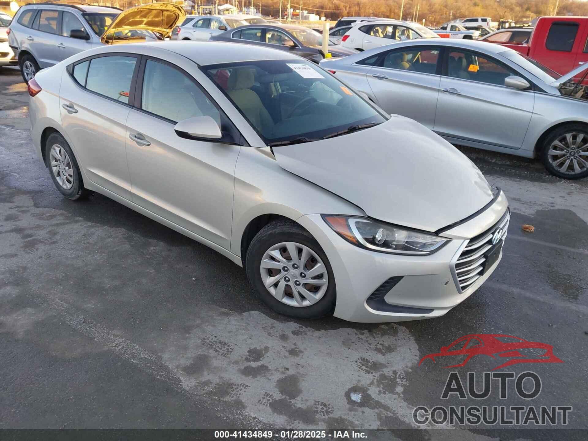 HYUNDAI ELANTRA 2017 - KMHD74LF7HU080093