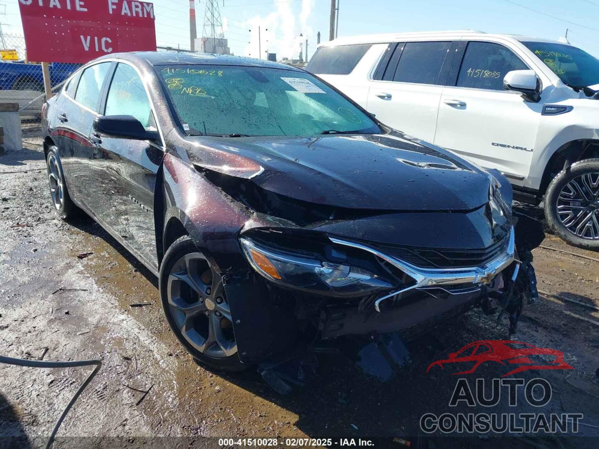 CHEVROLET MALIBU 2021 - 1G1ZD5ST3MF008511