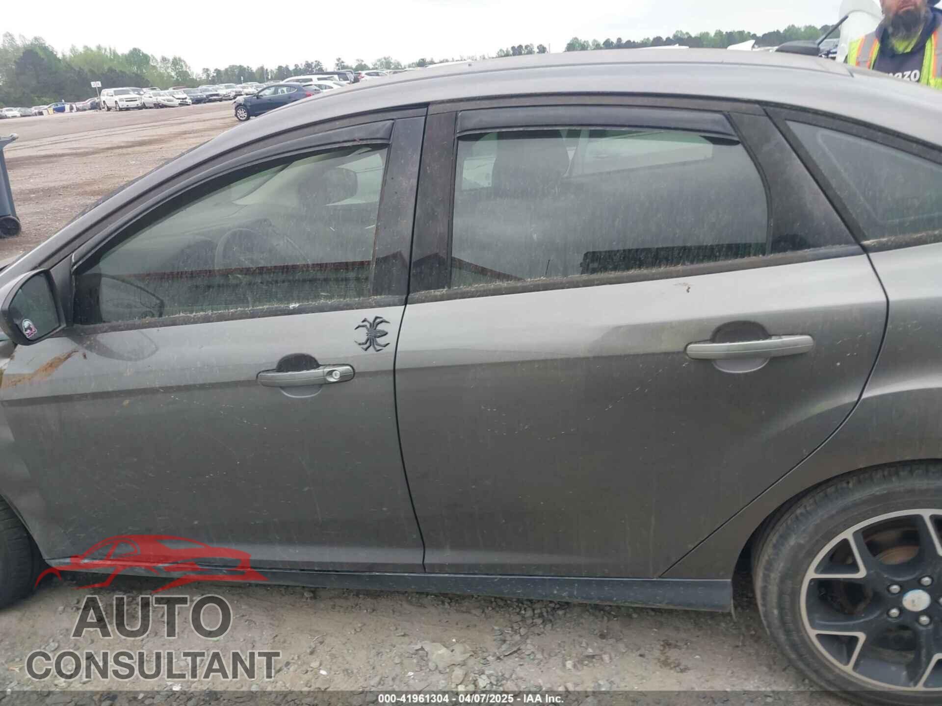 FORD FOCUS 2012 - 1FAHP3F22CL231158