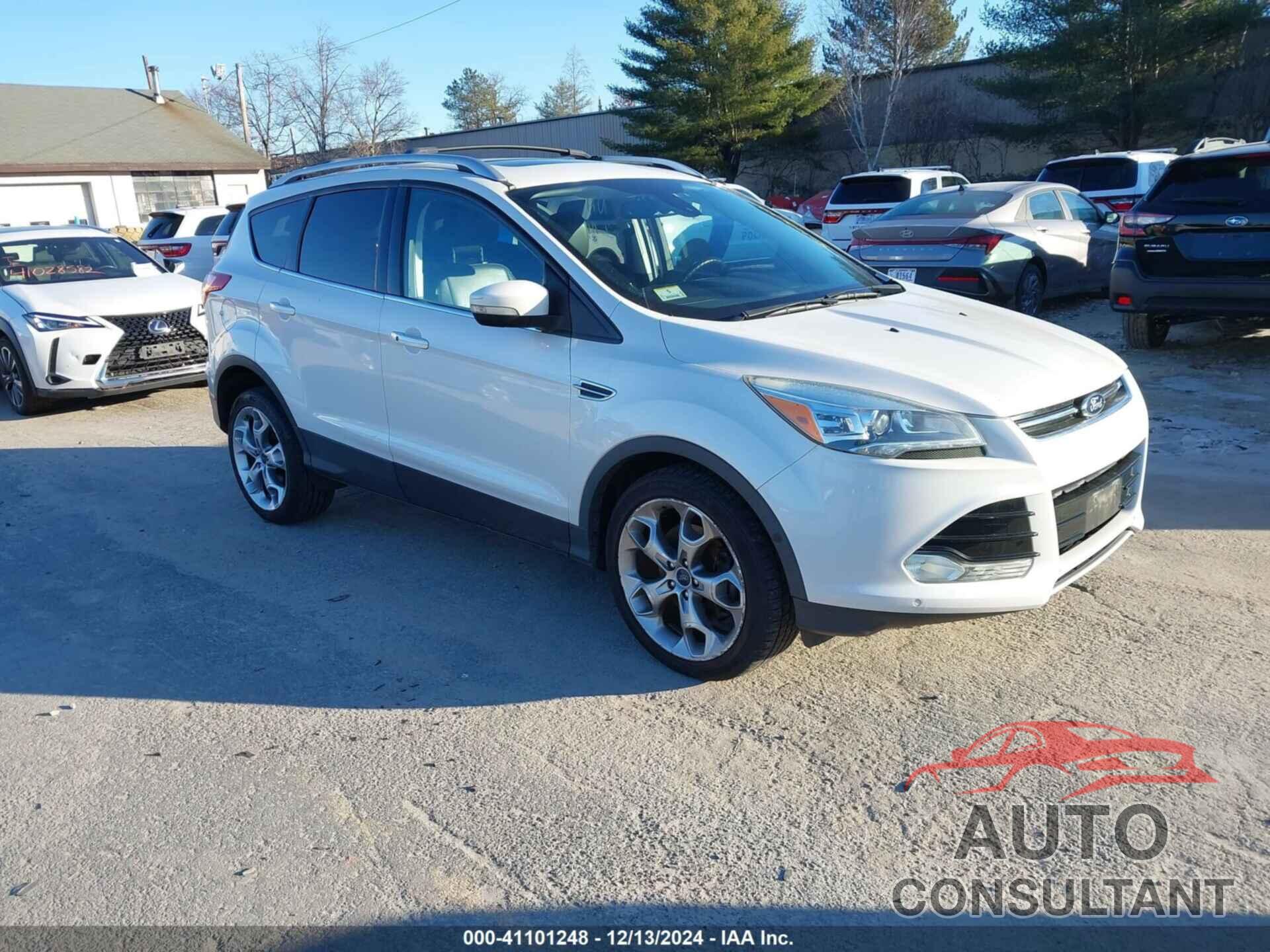 FORD ESCAPE 2015 - 1FMCU9JX5FUB35439