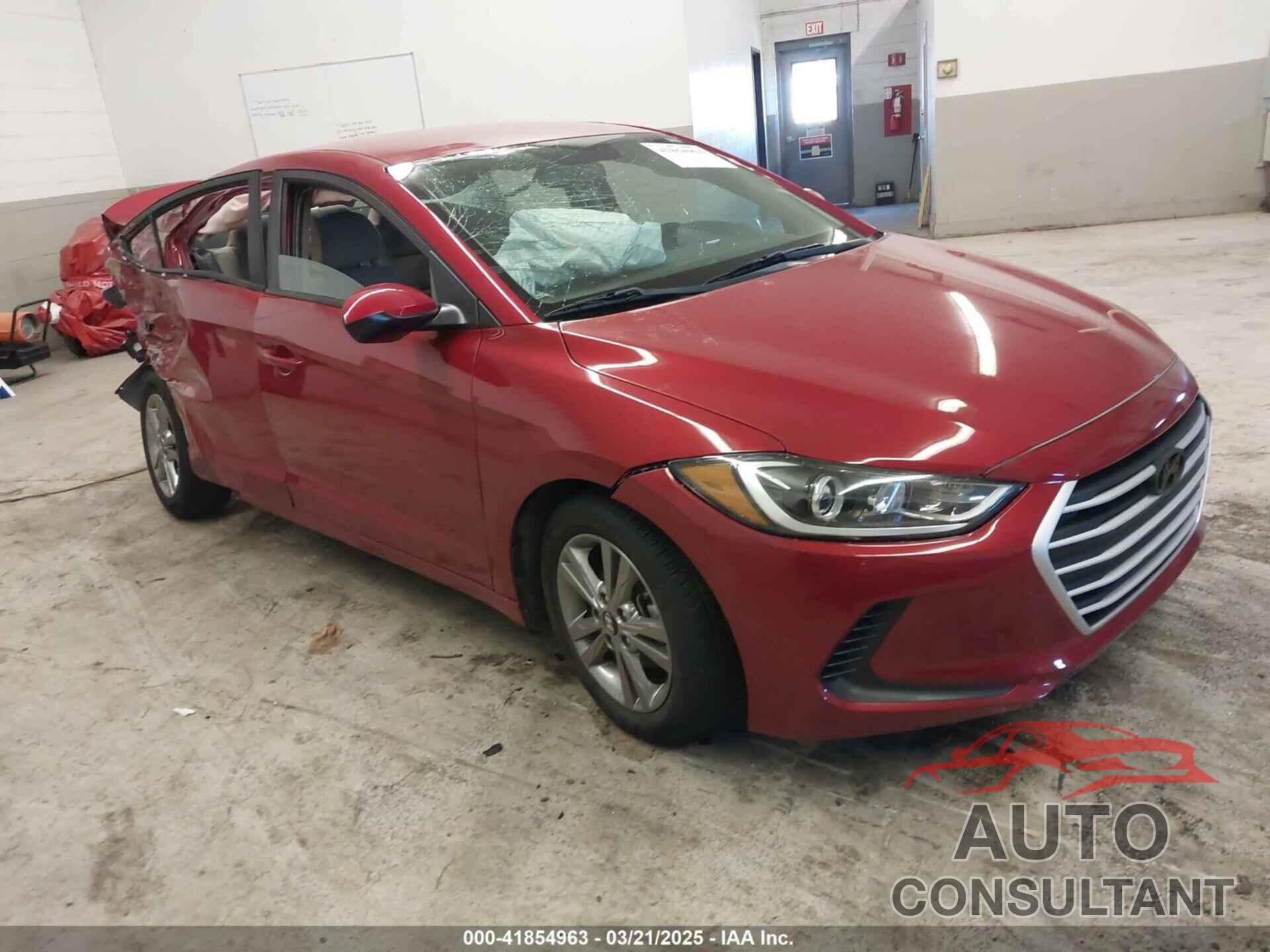 HYUNDAI ELANTRA 2018 - KMHD84LF1JU684189