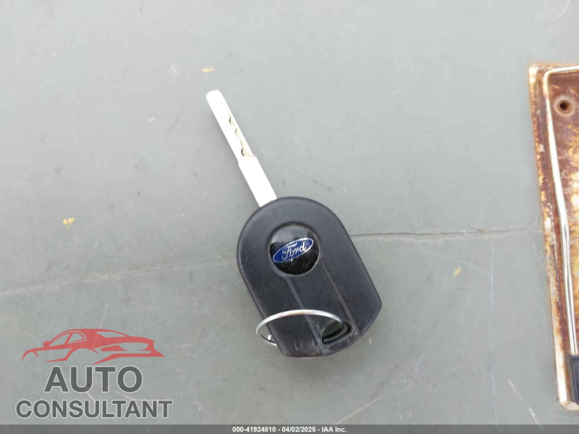 FORD FOCUS 2016 - 1FADP3F29GL245580