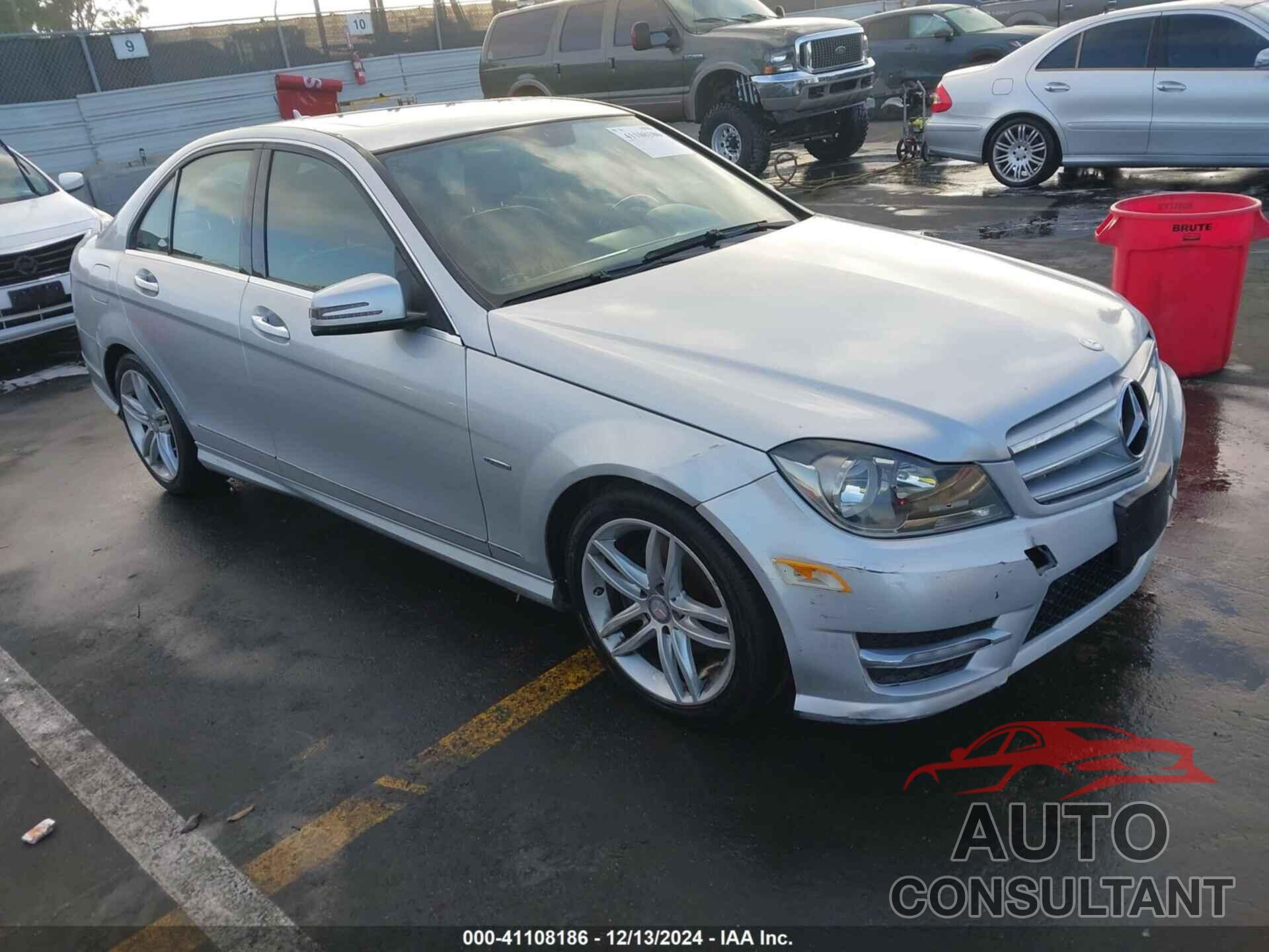 MERCEDES-BENZ C 250 2012 - WDDGF4HB5CA611057