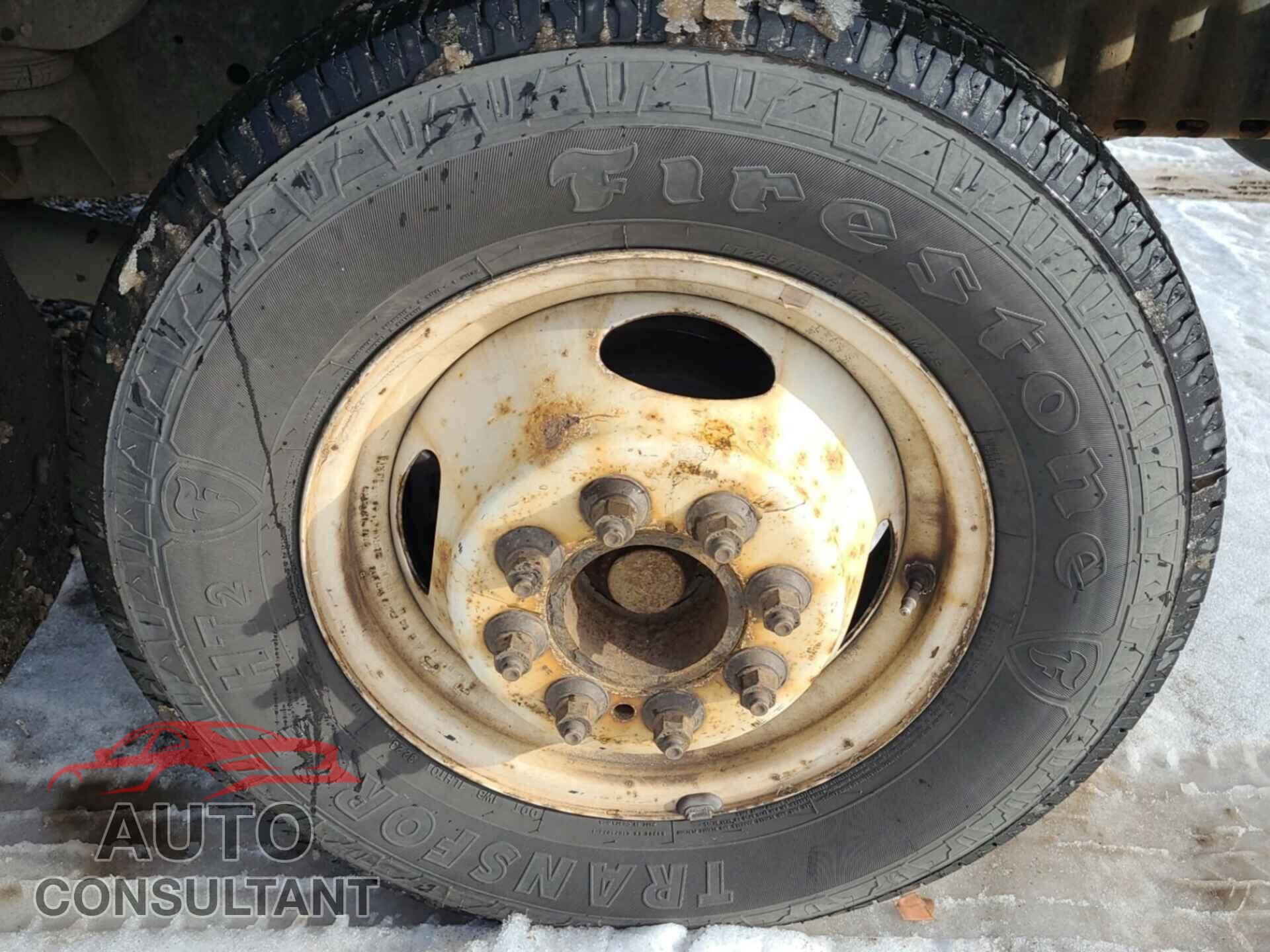FORD ECONOLINE 2018 - 1FDXE4FSXJDC25001