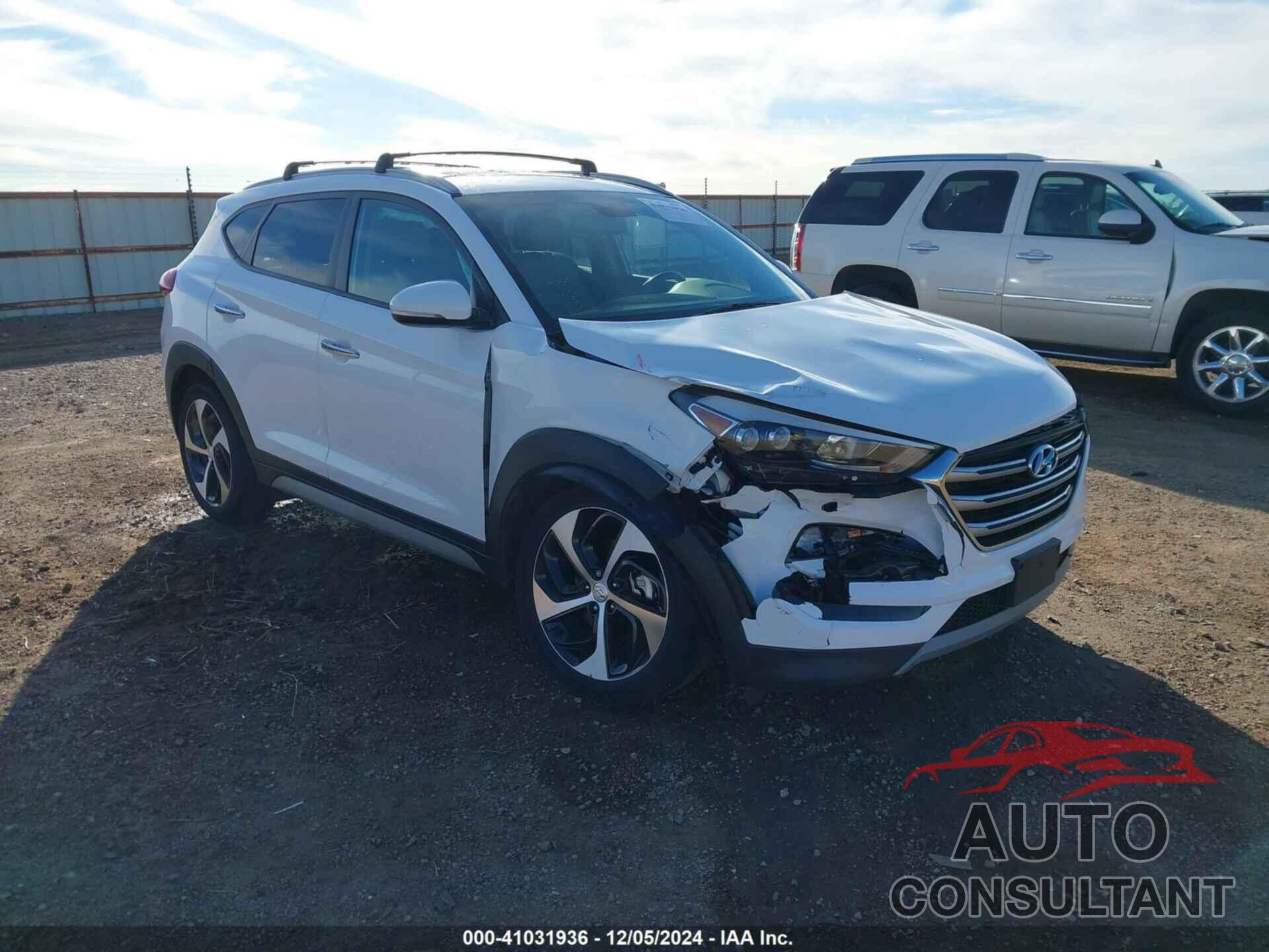 HYUNDAI TUCSON 2017 - KM8J33A22HU583247