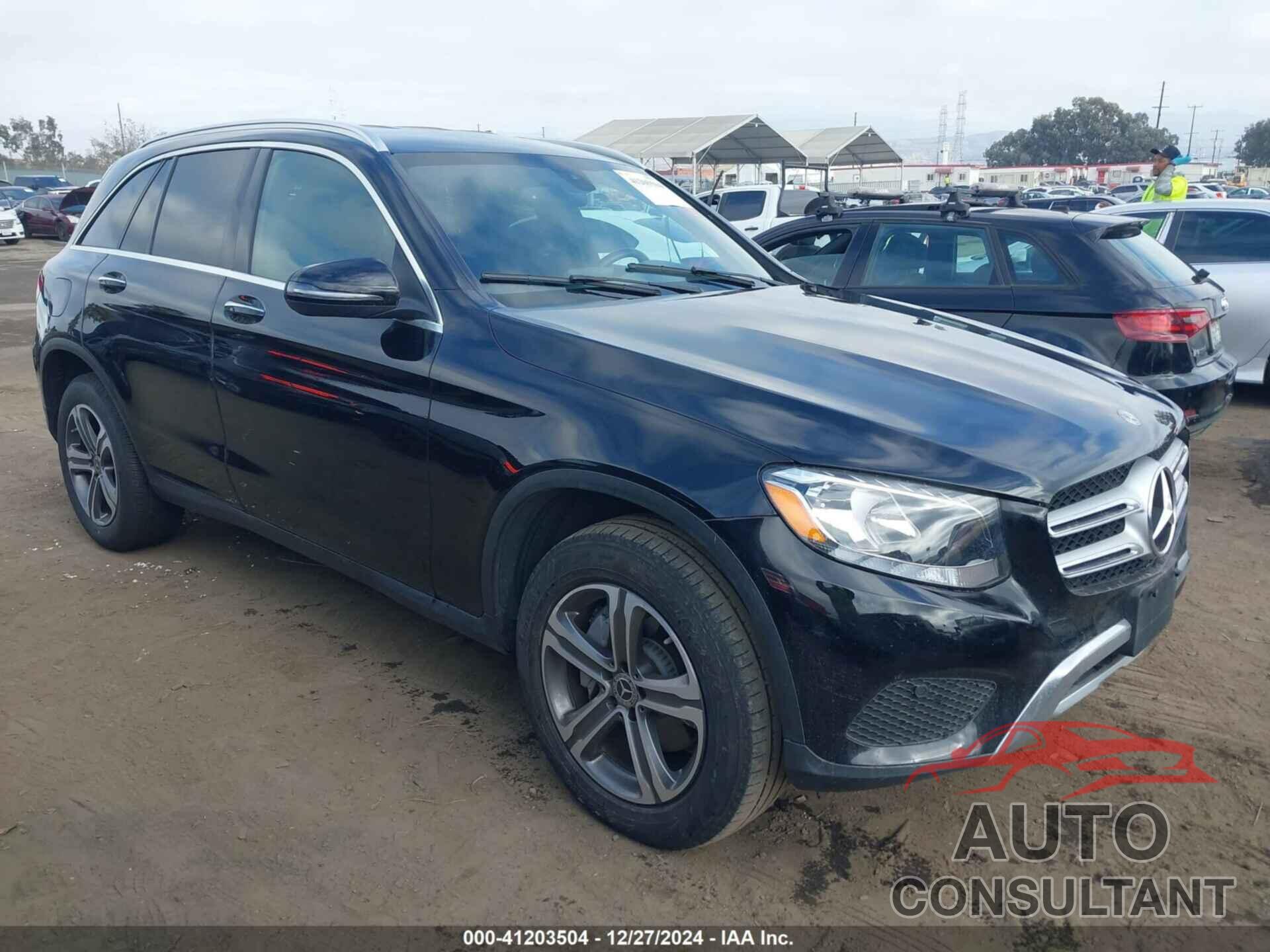 MERCEDES-BENZ GLC 300 2018 - WDC0G4JB0JV079011
