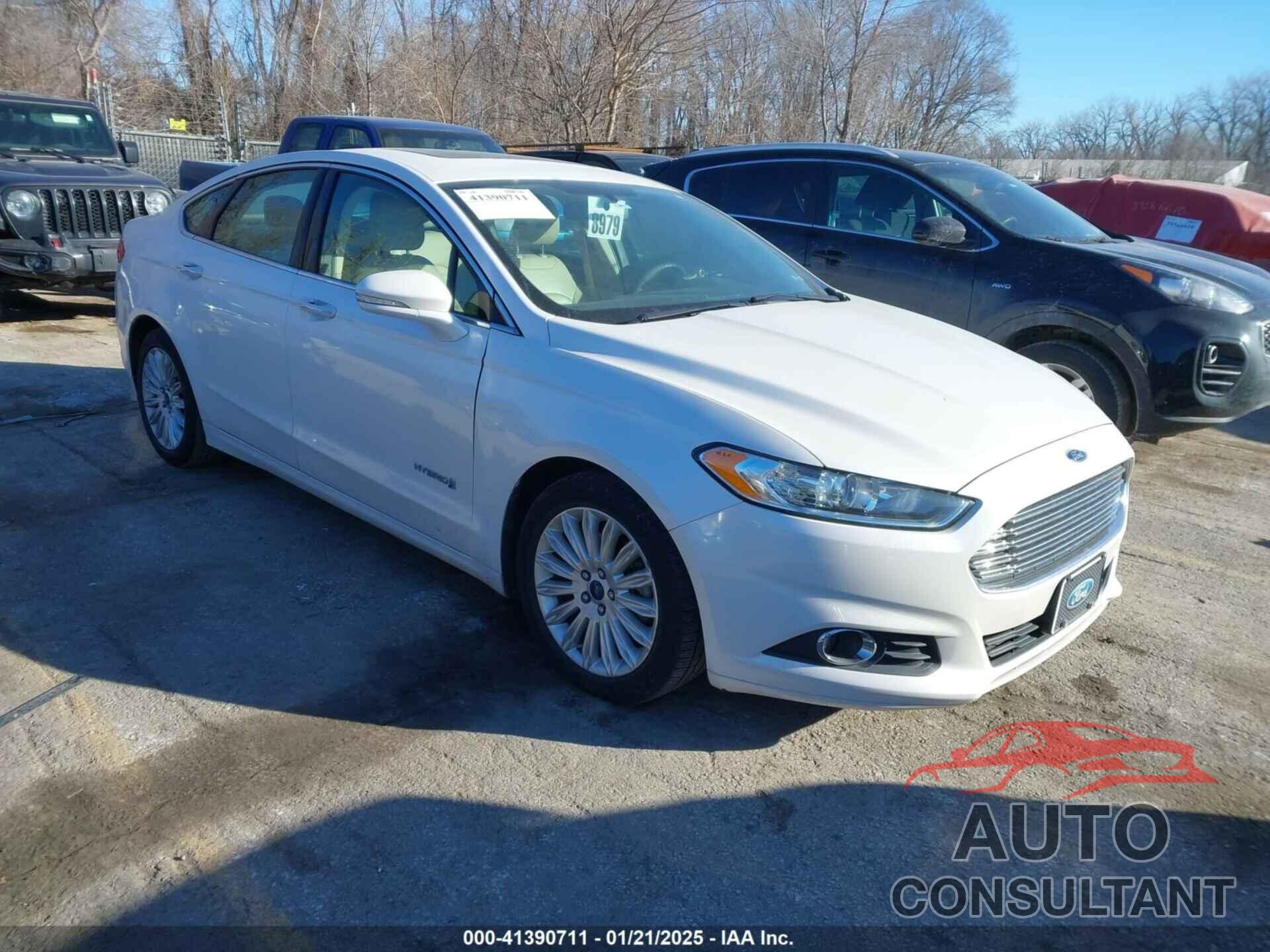 FORD FUSION HYBRID 2016 - 3FA6P0LU0GR133474