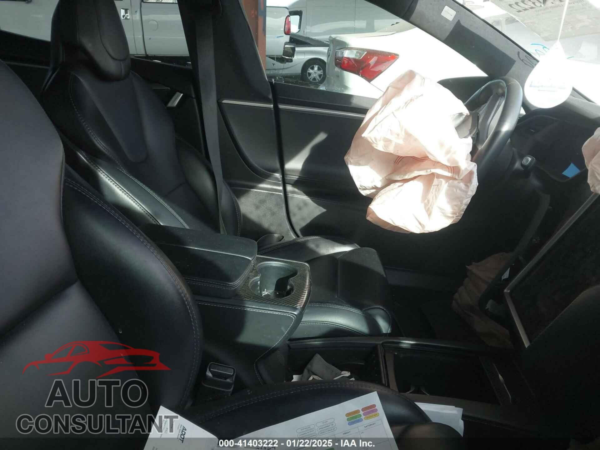 TESLA MODEL S 2018 - 5YJSA1E20JF271049