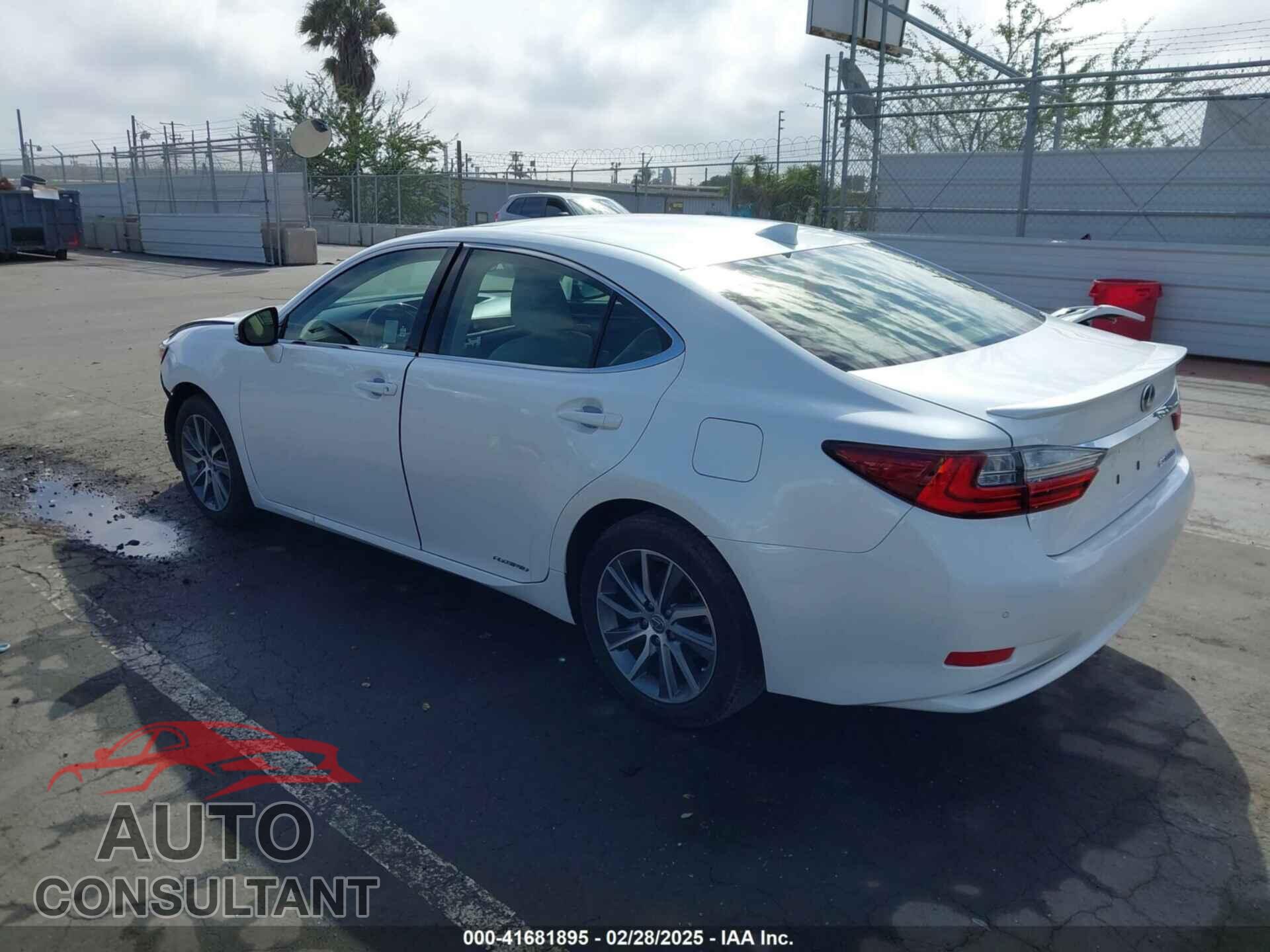 LEXUS ES 2017 - JTHBW1GG6H2135367