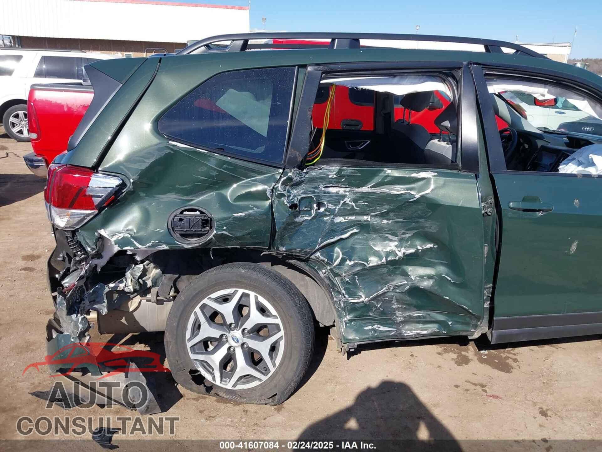 SUBARU FORESTER 2022 - JF2SKAEC6NH431237