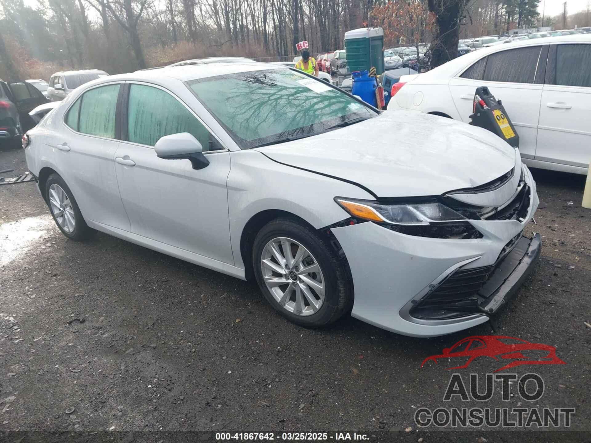 TOYOTA CAMRY 2024 - 4T1C11AKXRU191444