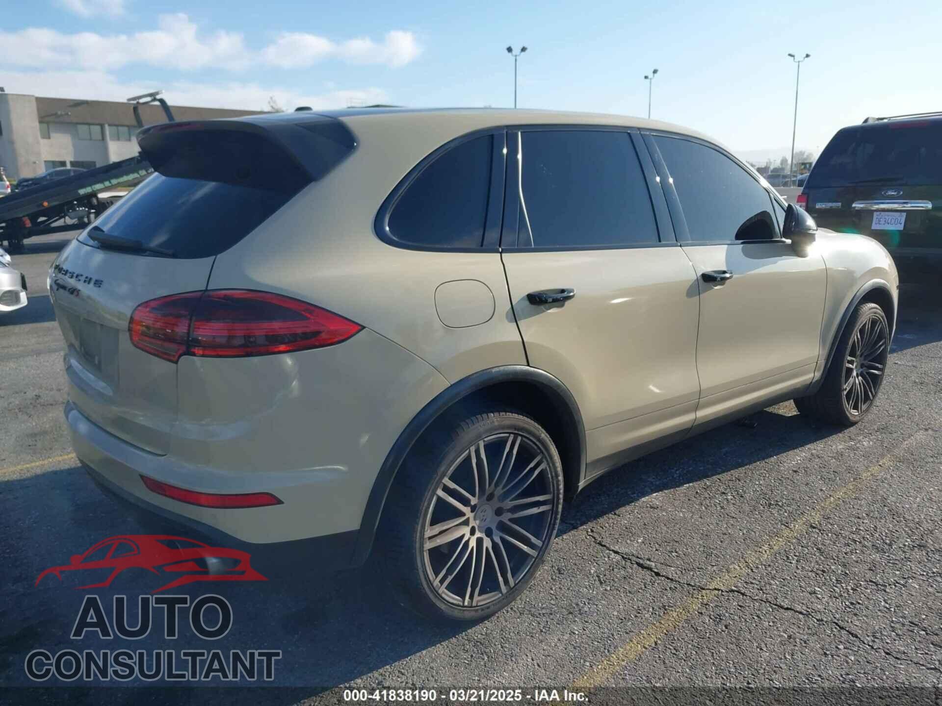 PORSCHE CAYENNE 2016 - WP1AB2A24GLA92778