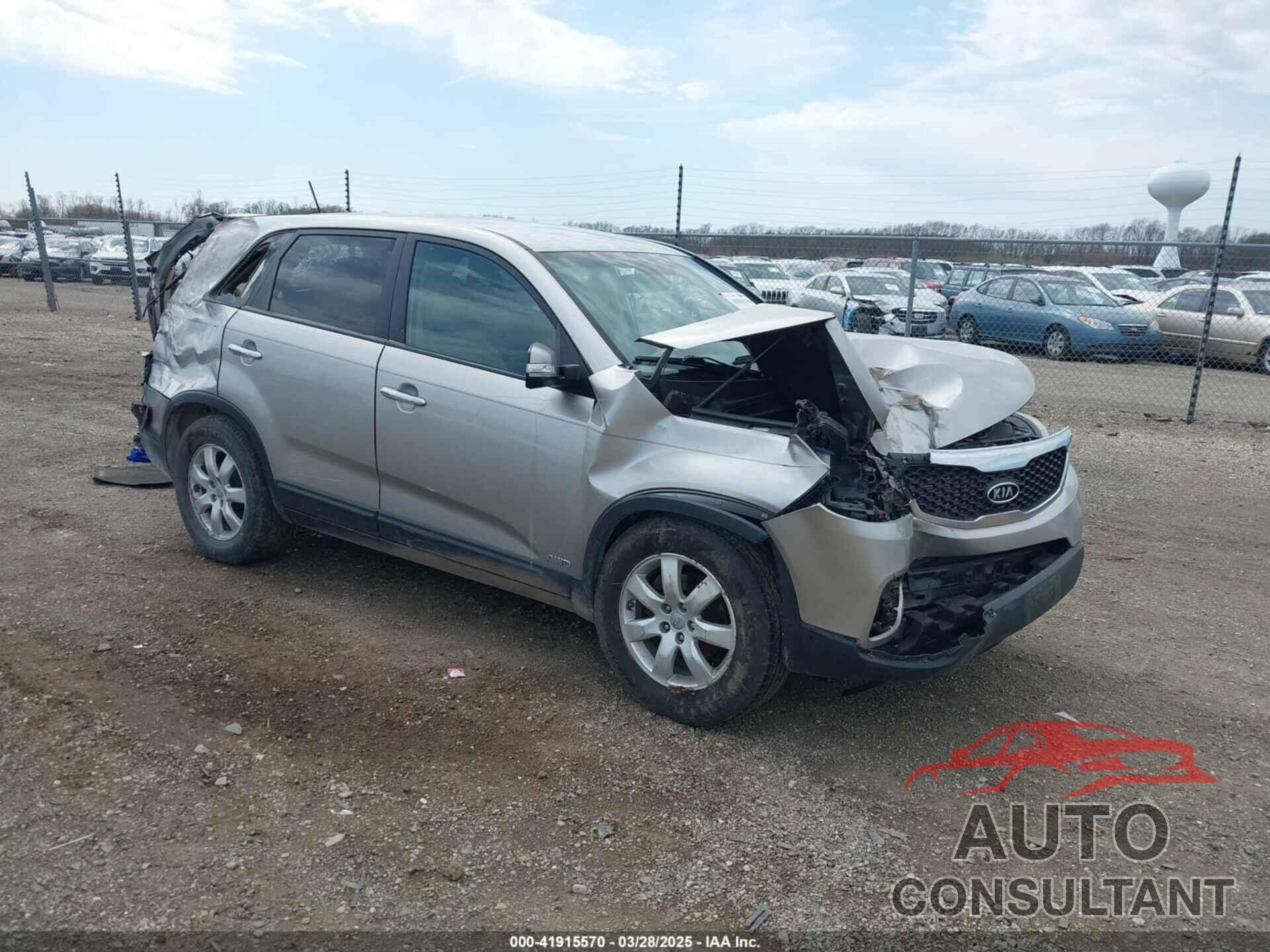 KIA SORENTO 2013 - 5XYKTDA63DG418286