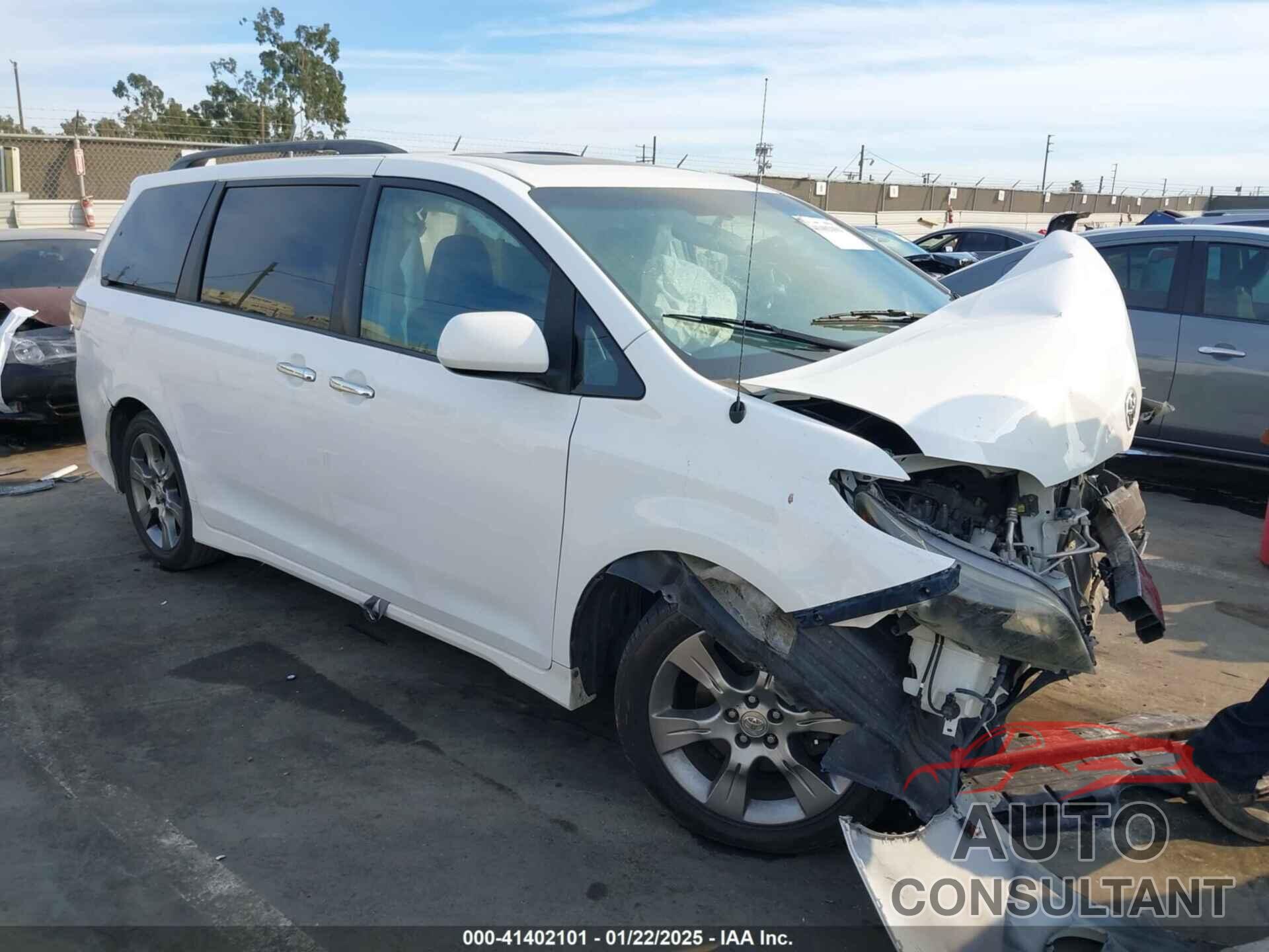 TOYOTA SIENNA 2014 - 5TDXK3DC2ES472249