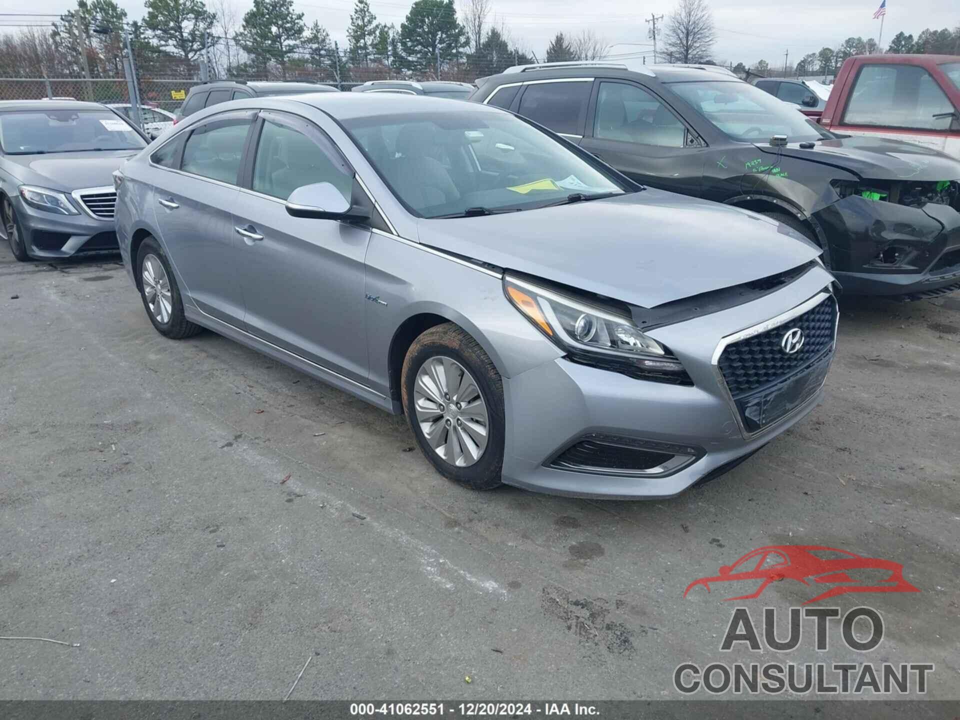 HYUNDAI SONATA HYBRID 2016 - KMHE24L10GA040770