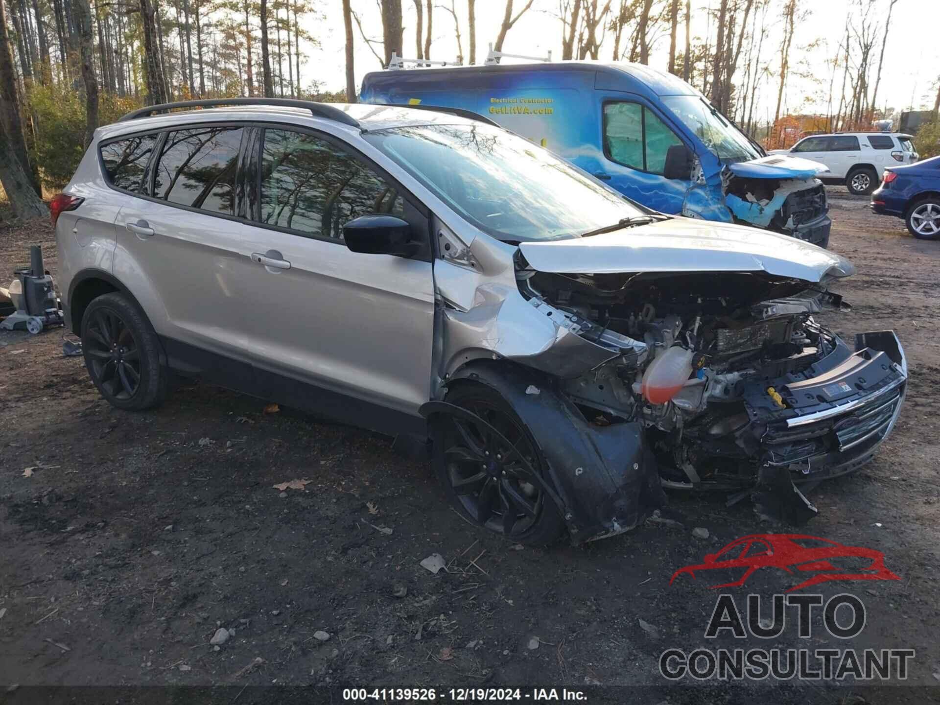 FORD ESCAPE 2019 - 1FMCU0GD6KUB80814