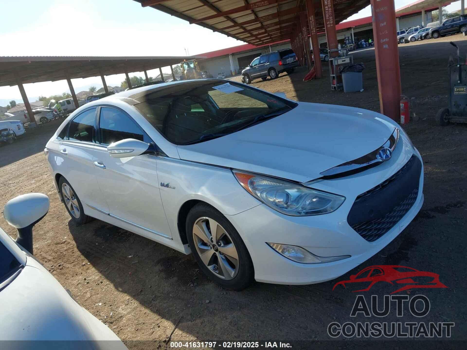 HYUNDAI SONATA HYBRID 2012 - KMHEC4A43CA024468