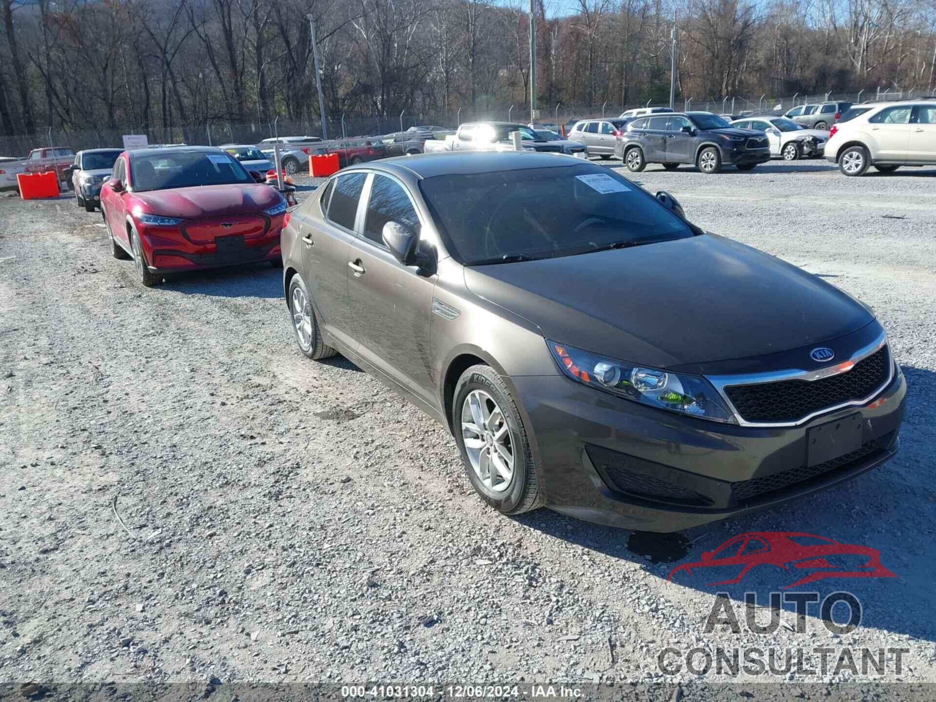 KIA OPTIMA 2011 - KNAGM4A76B5057795