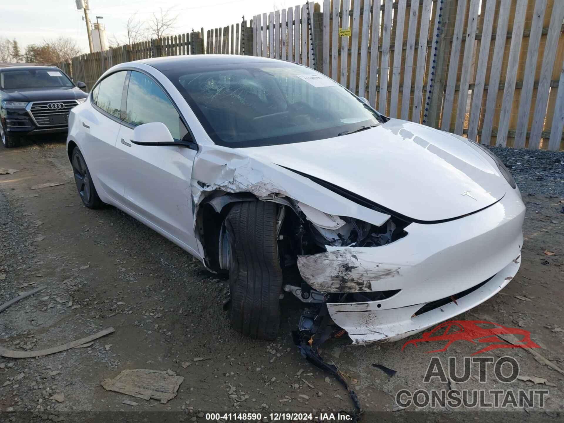 TESLA MODEL 3 2022 - 5YJ3E1EA8NF121678