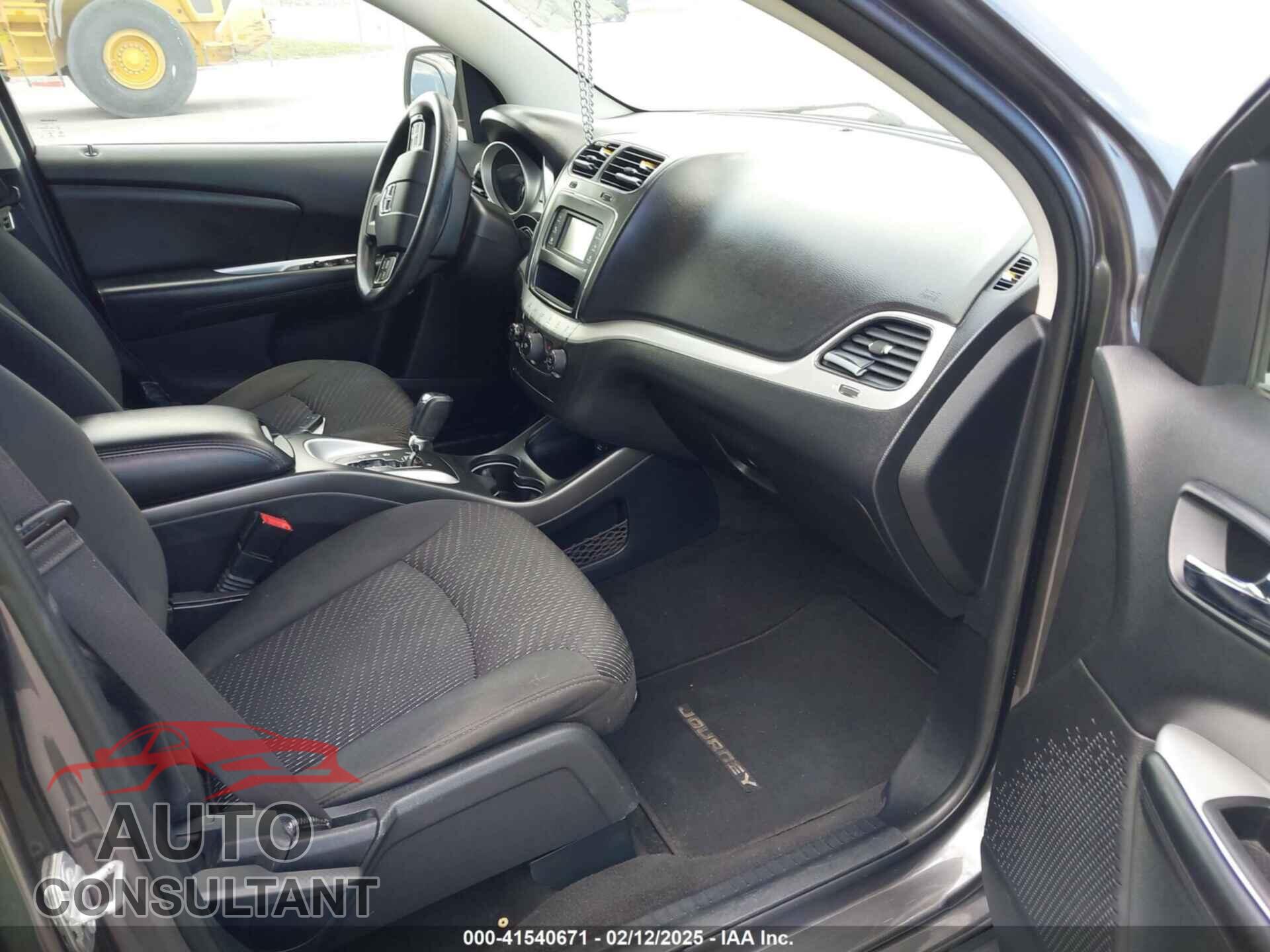 DODGE JOURNEY 2016 - 3C4PDCBG2GT232000