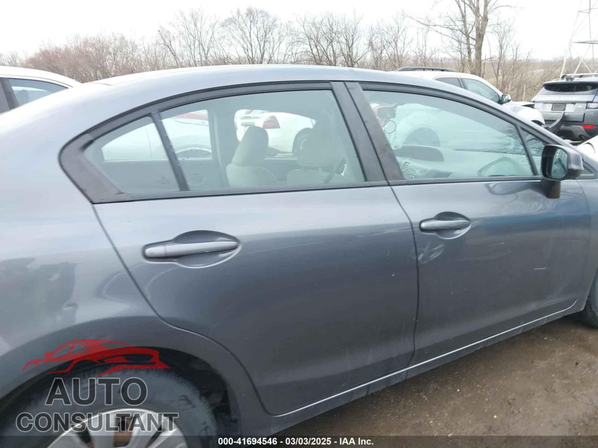 HONDA CIVIC 2012 - 19XFB2F57CE026898