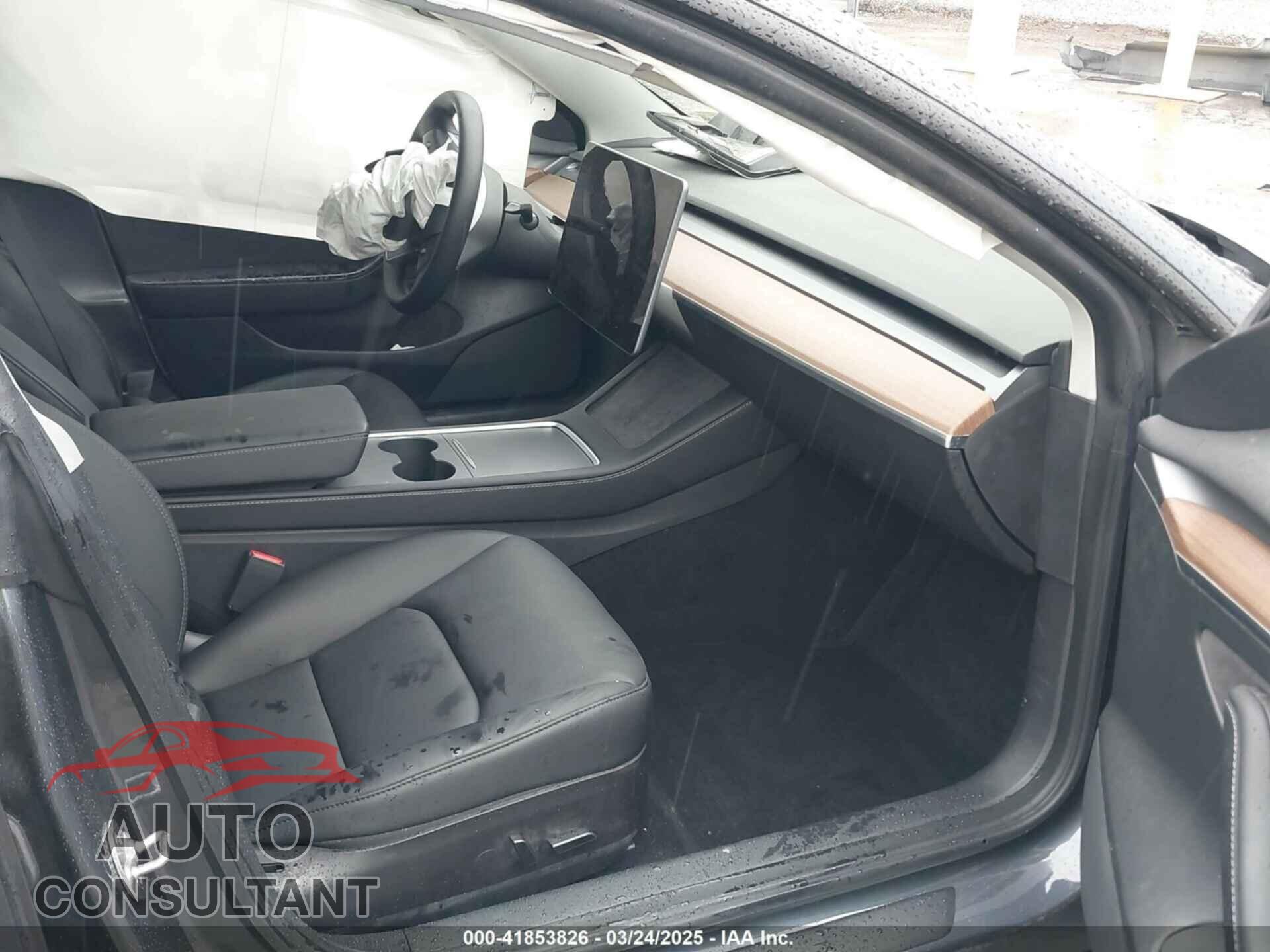 TESLA MODEL 3 2022 - 5YJ3E1EC2NF336135