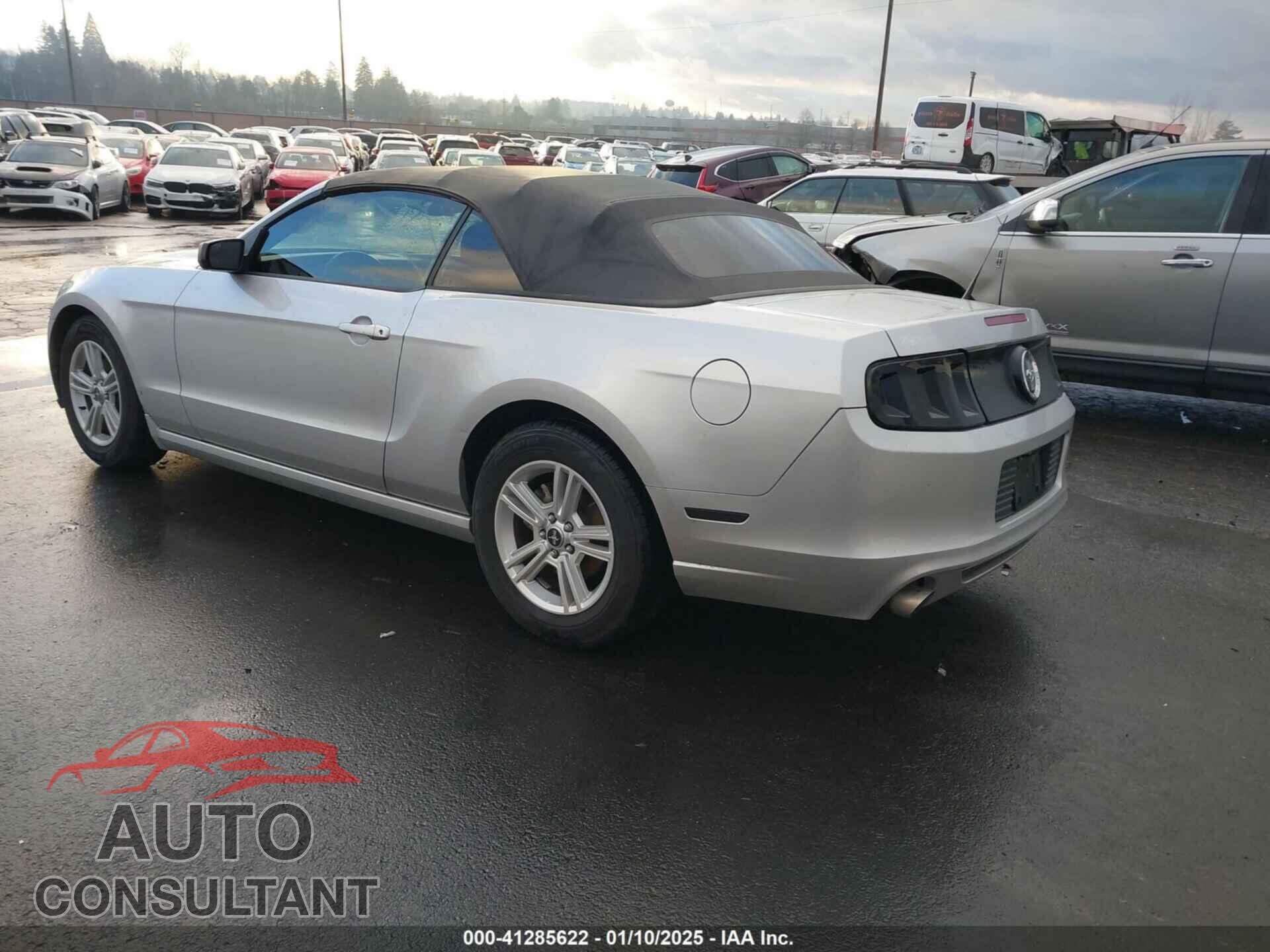 FORD MUSTANG 2014 - 1ZVBP8EM4E5234101