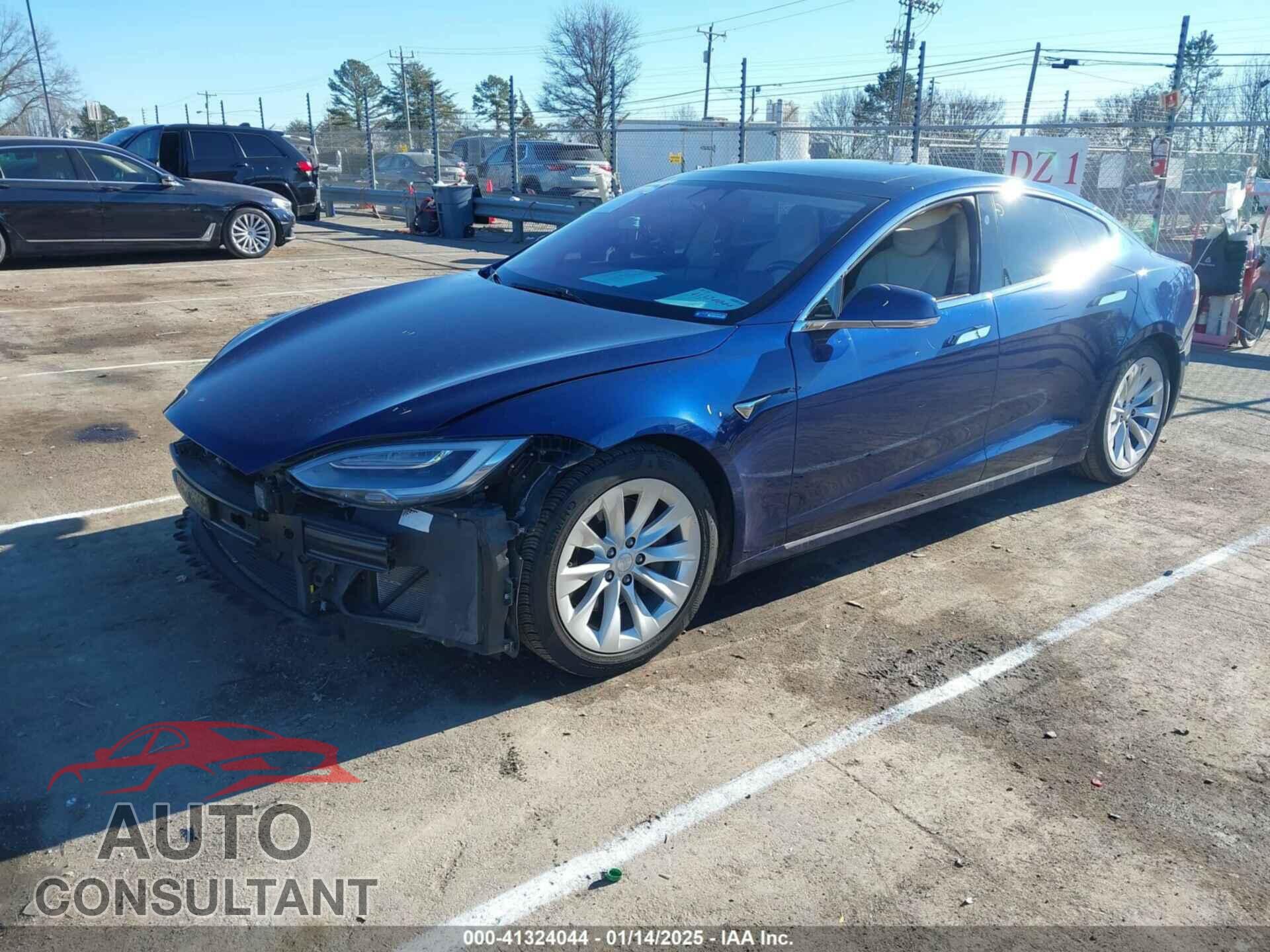 TESLA MODEL S 2017 - 5YJSA1E17HF213487