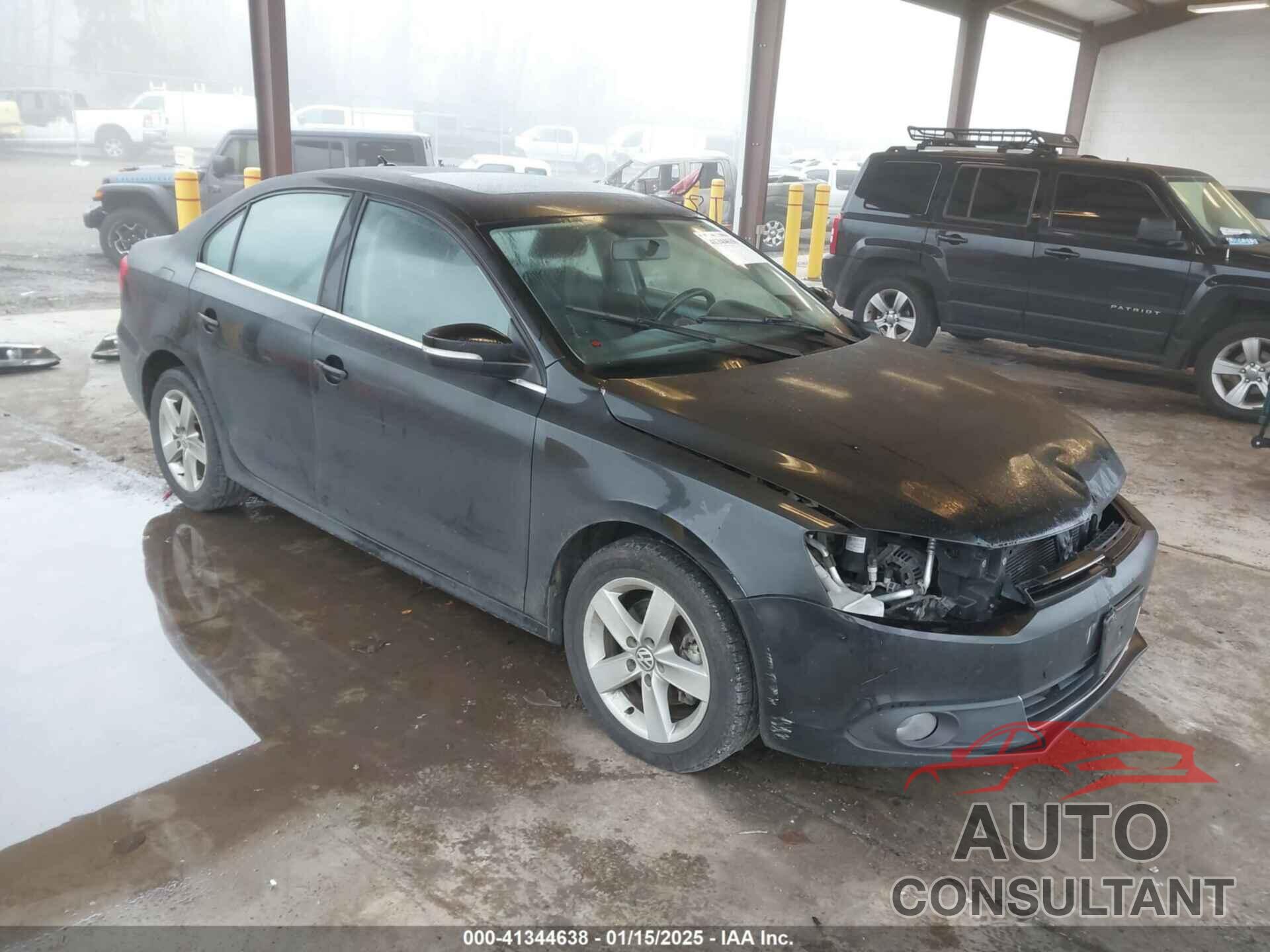 VOLKSWAGEN JETTA 2012 - 3VWLL7AJ3CM329021