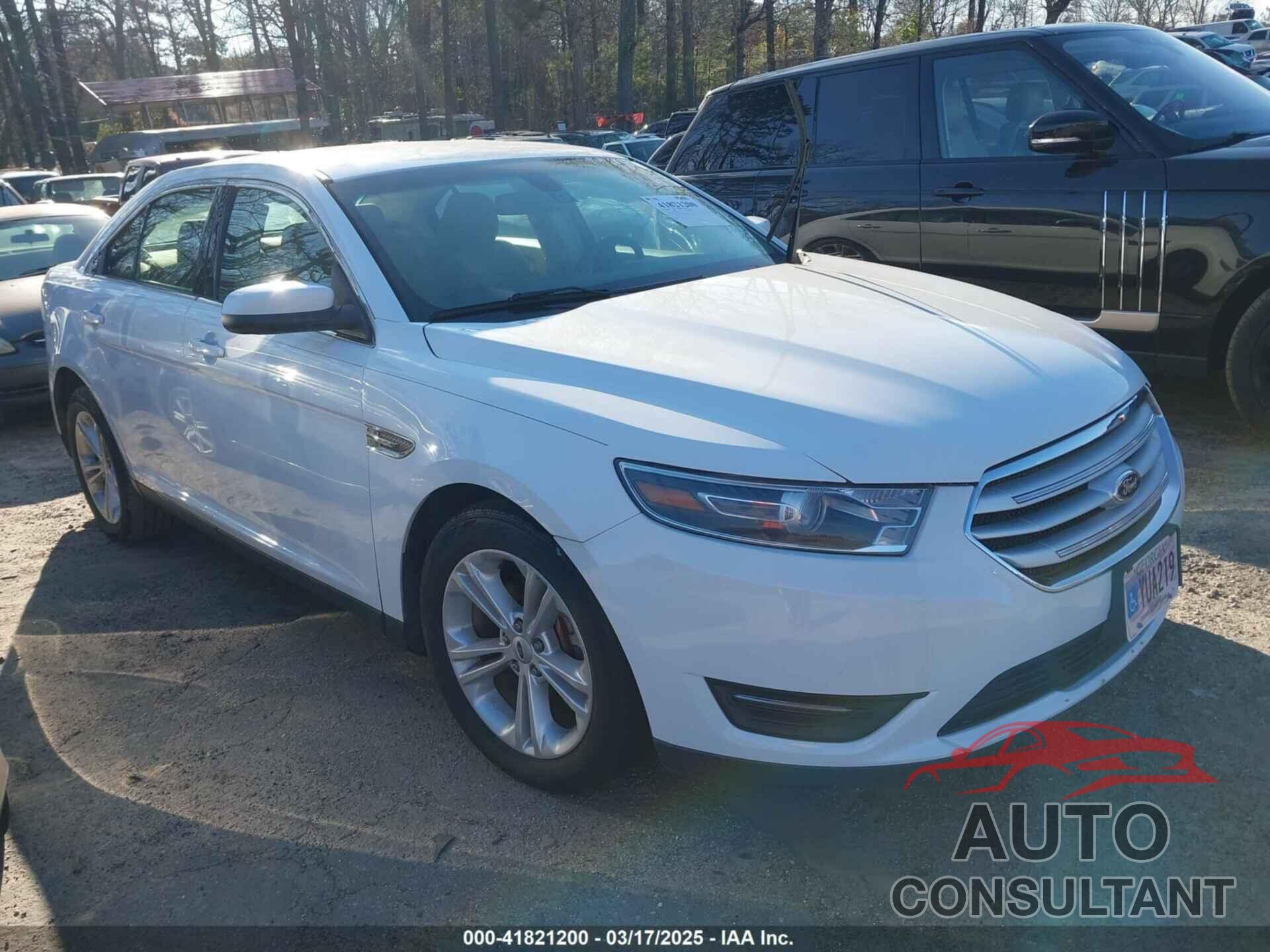 FORD TAURUS 2015 - 1FAHP2E81FG129234