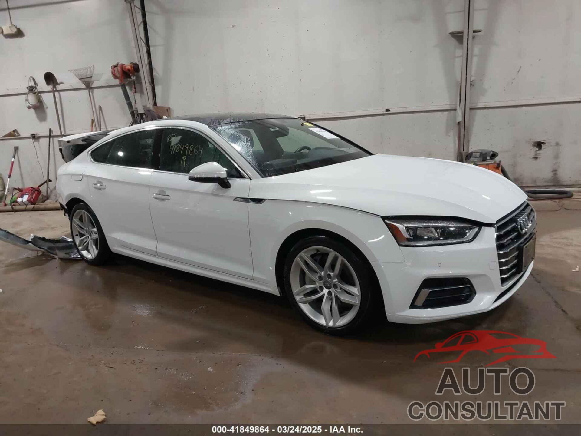 AUDI A5 2019 - WAUBNCF53KA035933