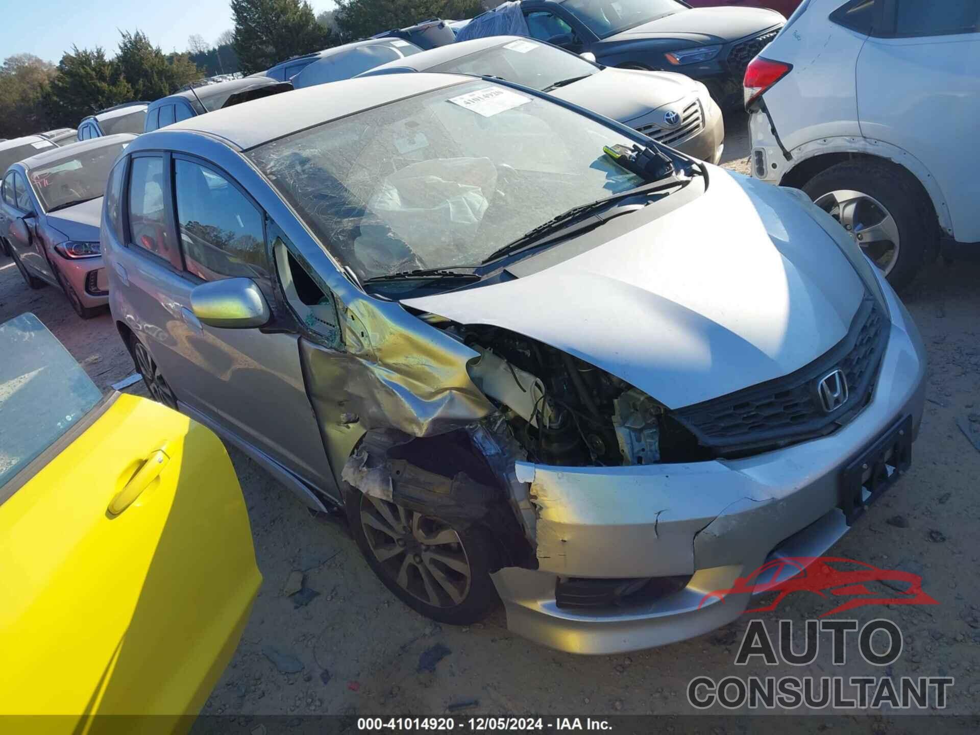 HONDA FIT 2013 - JHMGE8H53DC059674