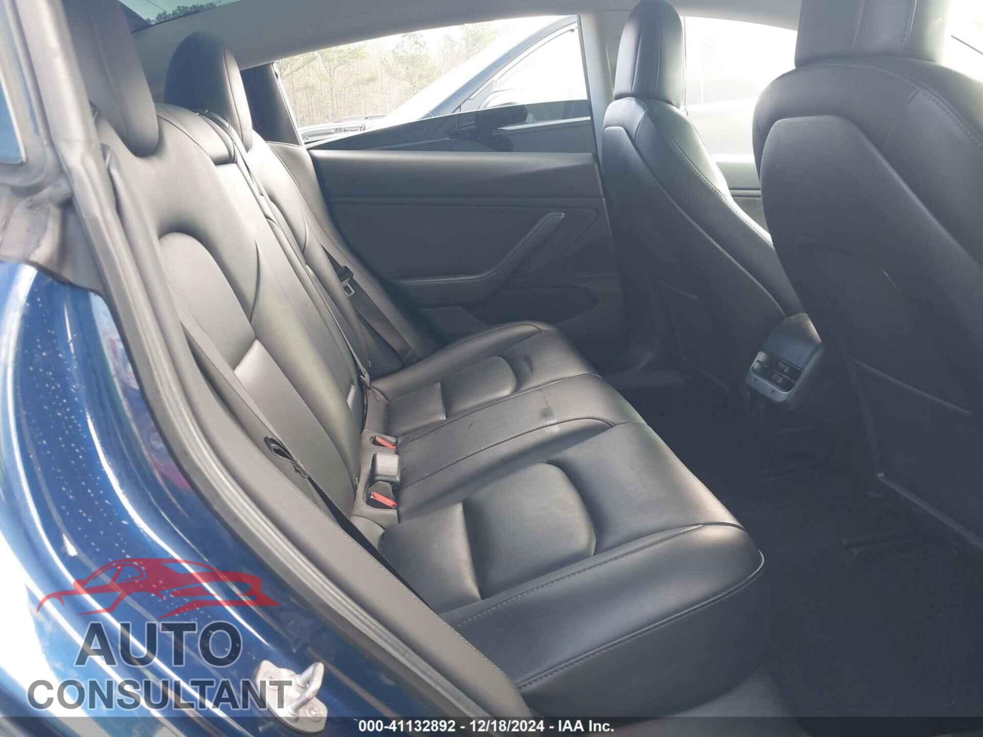 TESLA MODEL 3 2019 - 5YJ3E1EA2KF411846