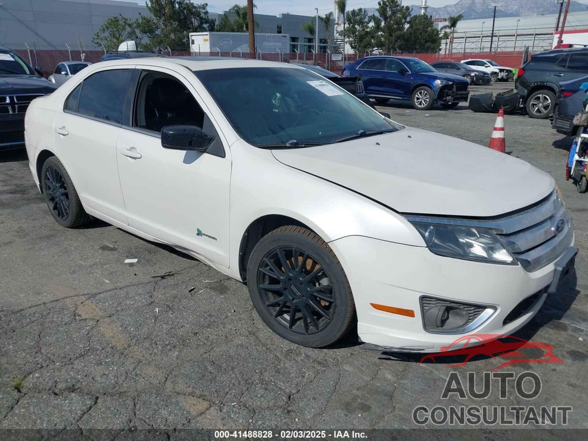 FORD FUSION HYBRID 2012 - 3FADP0L36CR270069