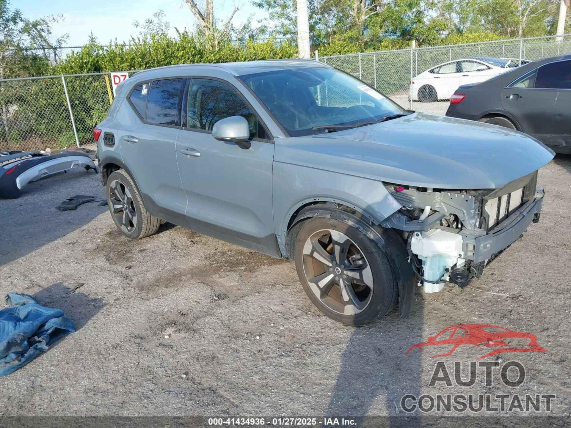 VOLVO XC40 2021 - YV4AC2HK6M2425002