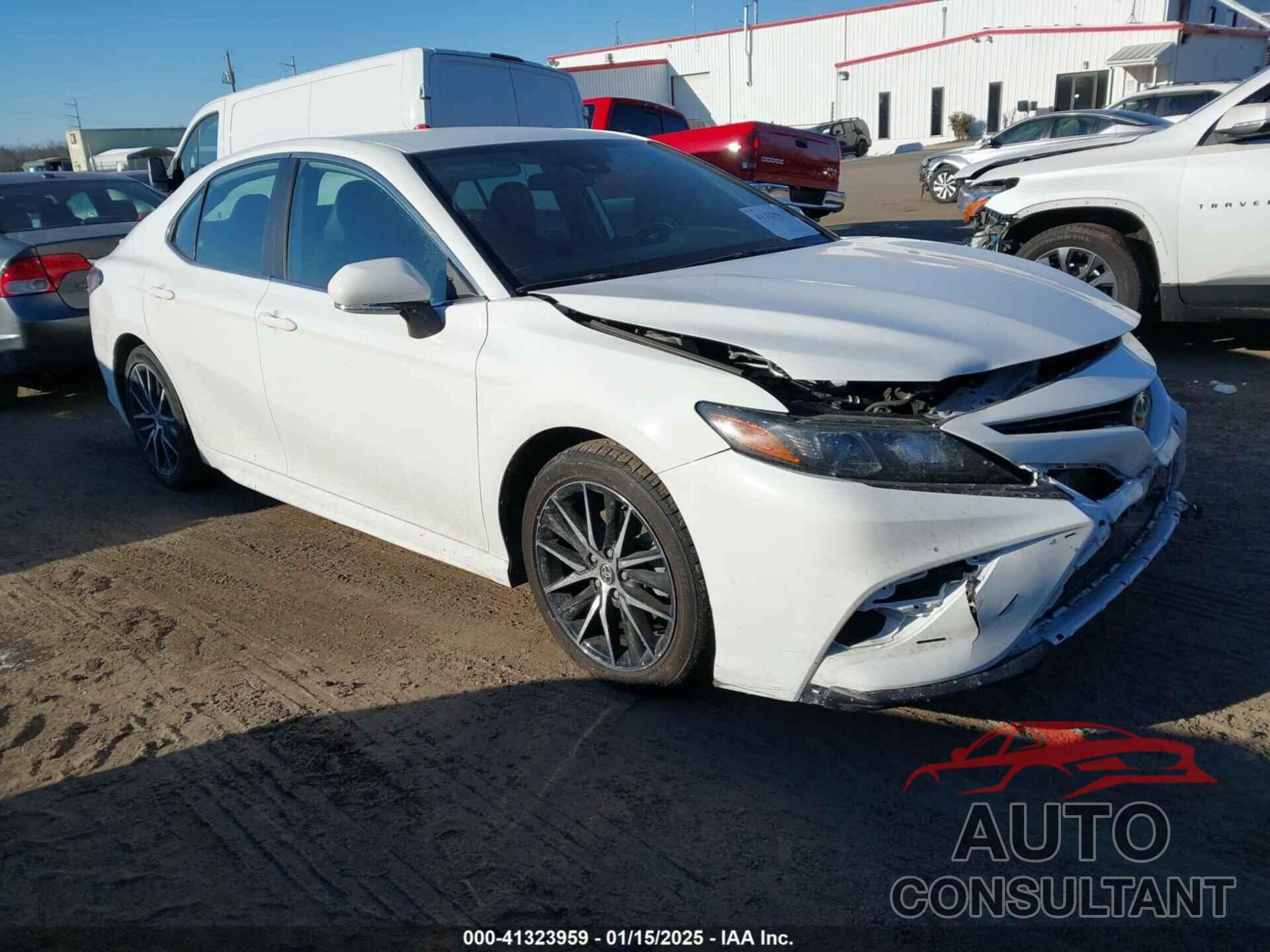 TOYOTA CAMRY 2022 - 4T1G11AK2NU683803